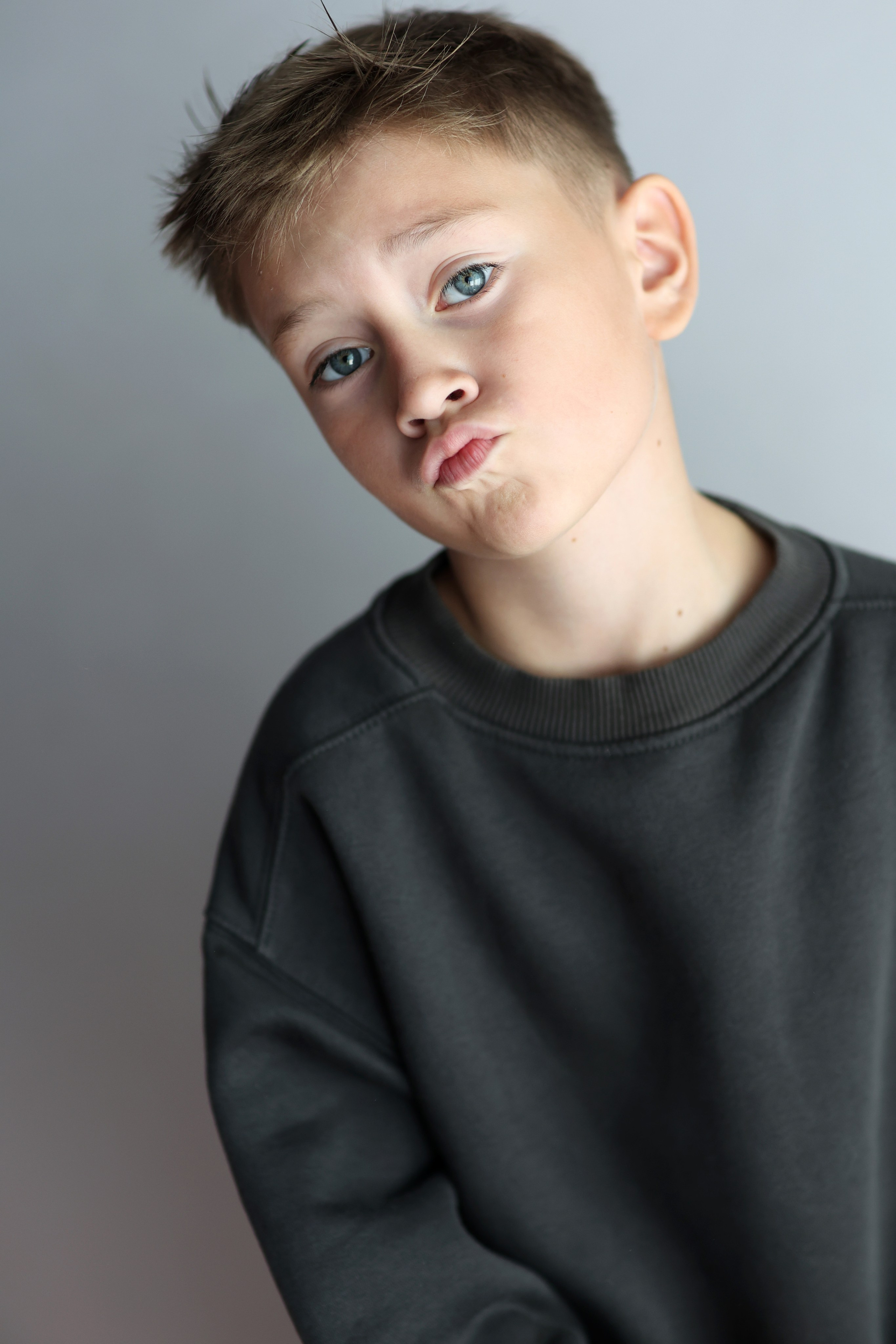 Детский портрет. Выпускные школьные альбомы в Иркутске и Краснодаре