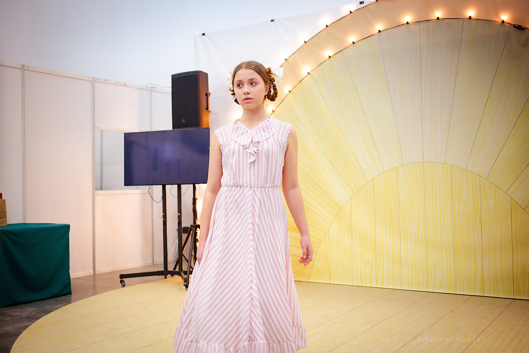 Показ моды 40х лет. Православная ярмарка 2025. Детский и семейный фотограф, фотограф мероприятий Нижний Новгород