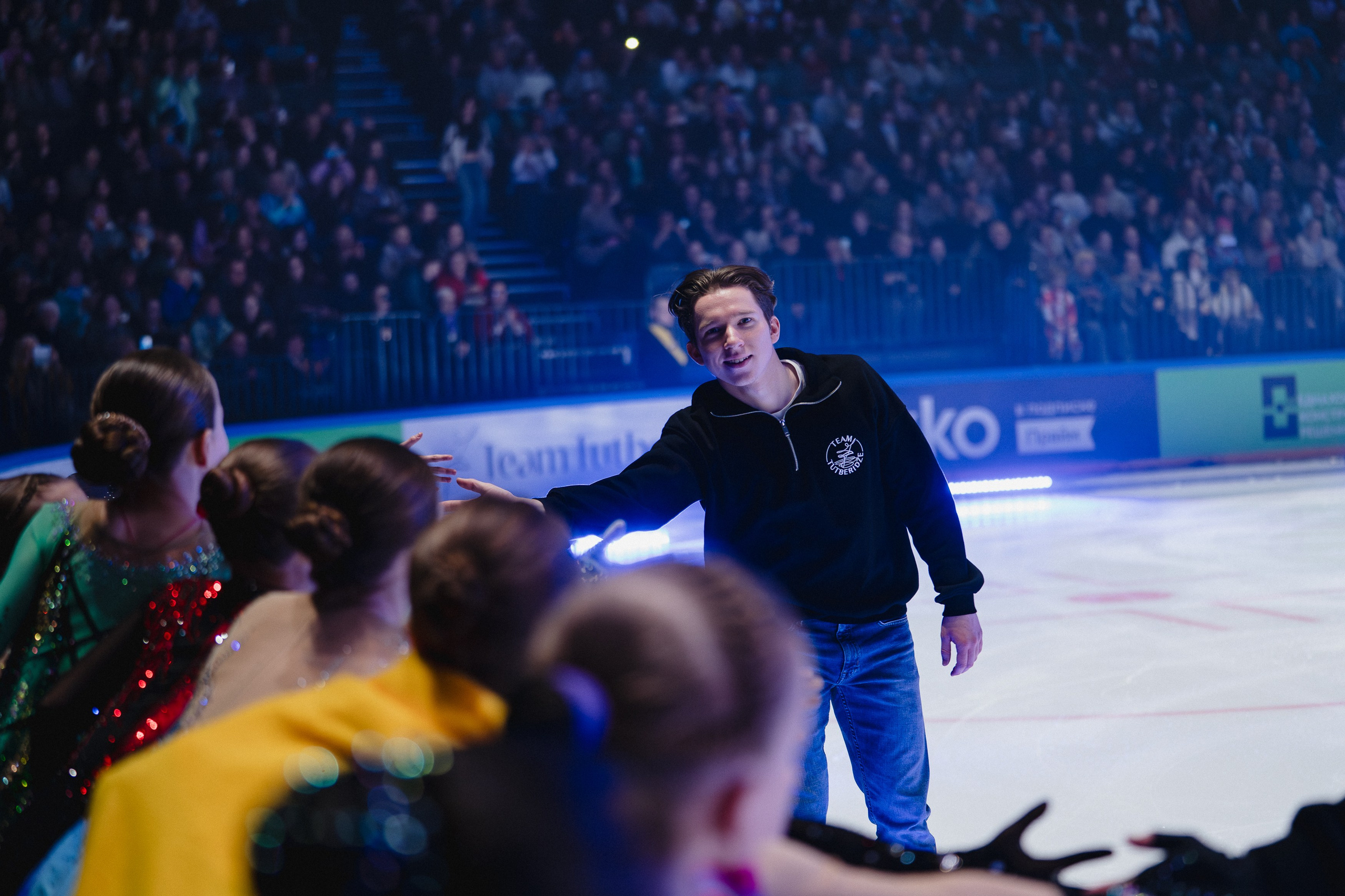 Шоу Этери Тутберидзе в Новосибирске. Воробьева Ксения — Спортивный и танцевальный фотограф Новосибирск
