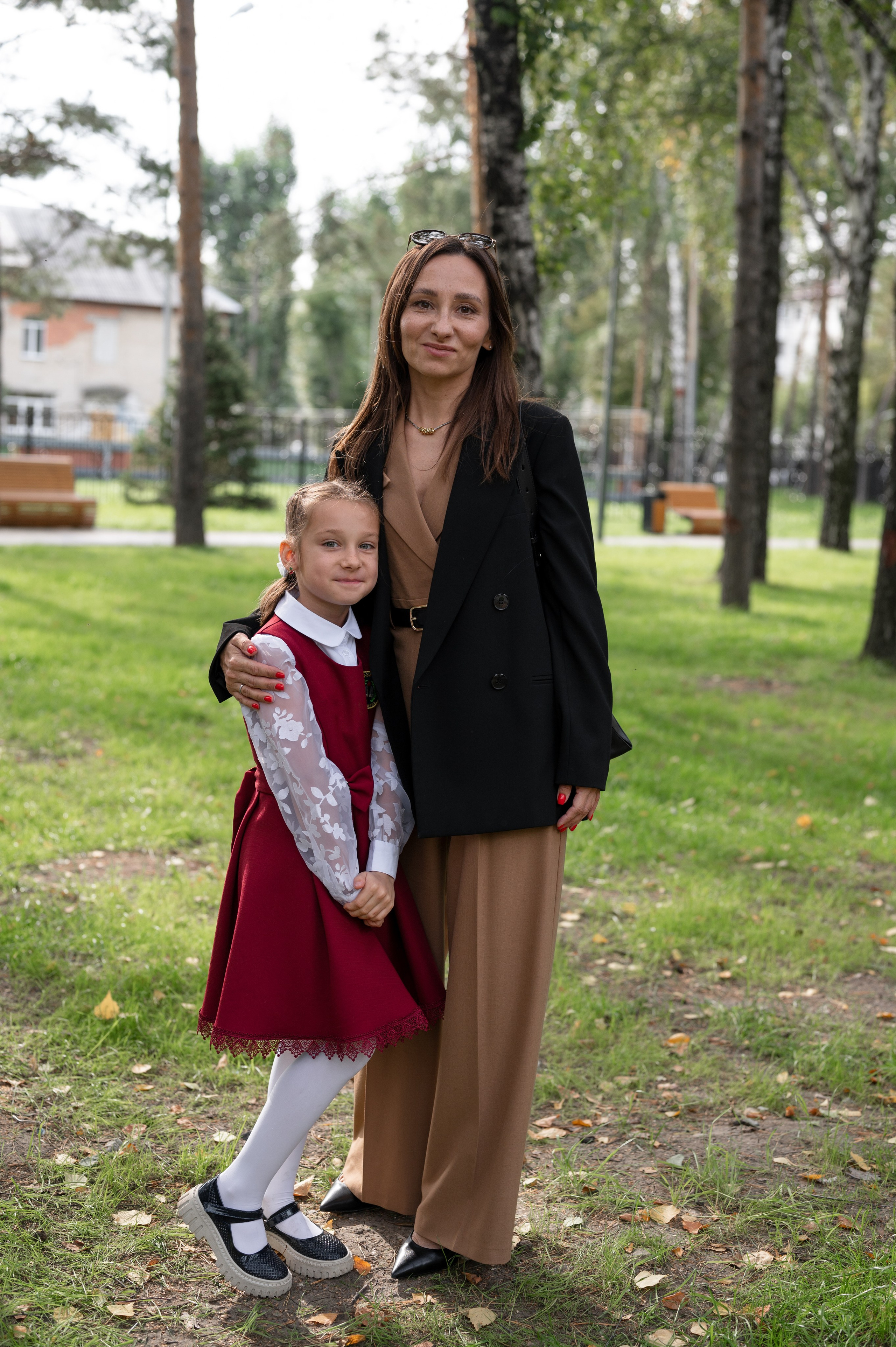 1 сентября 16 гимназия 2 класс (линейка + в классе+ на улице). Фотограф новорожденных, семейный детский в Тюмени Татьяна Морозова