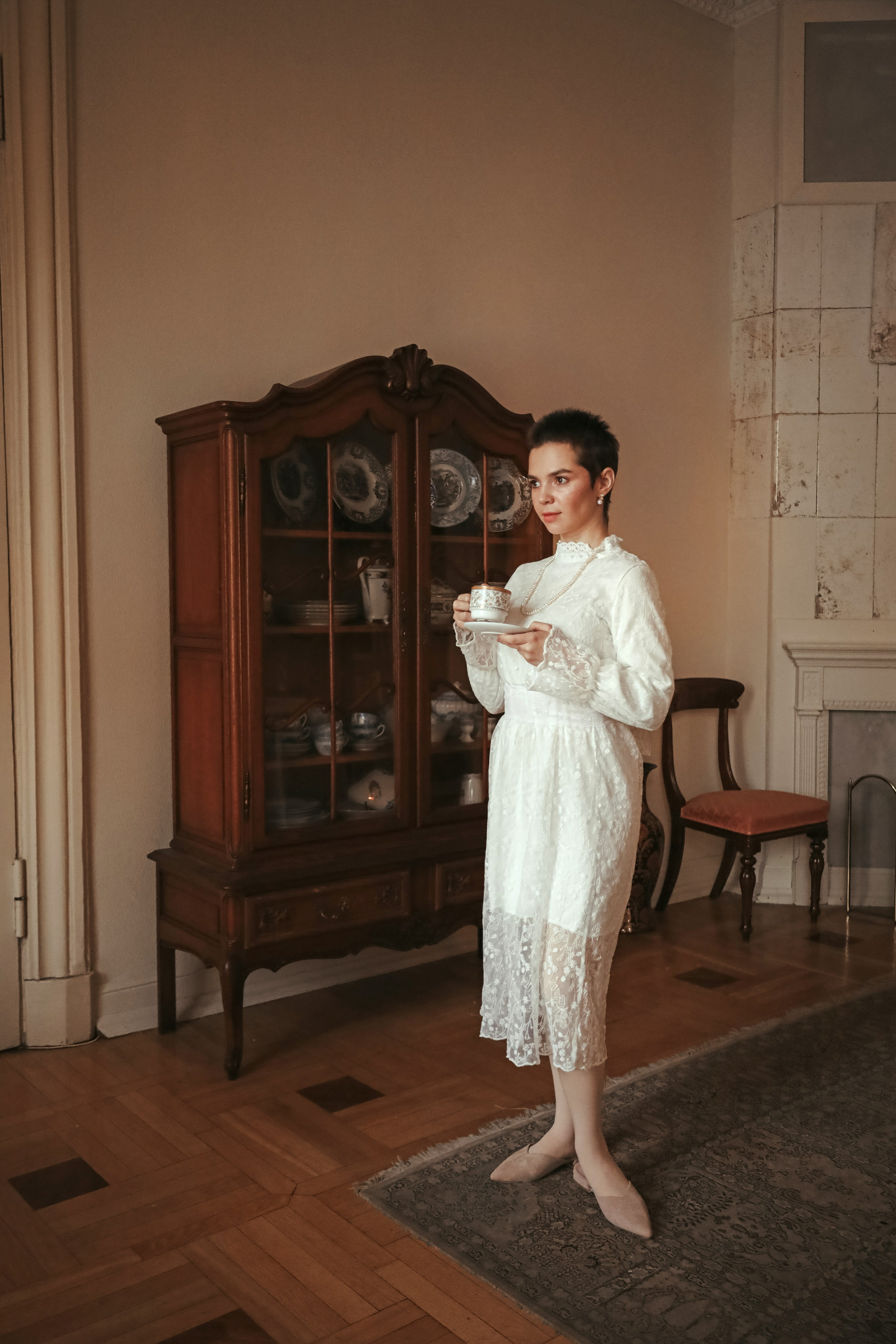 Актриса в особняке. Фотограф Химки Анна Татарских