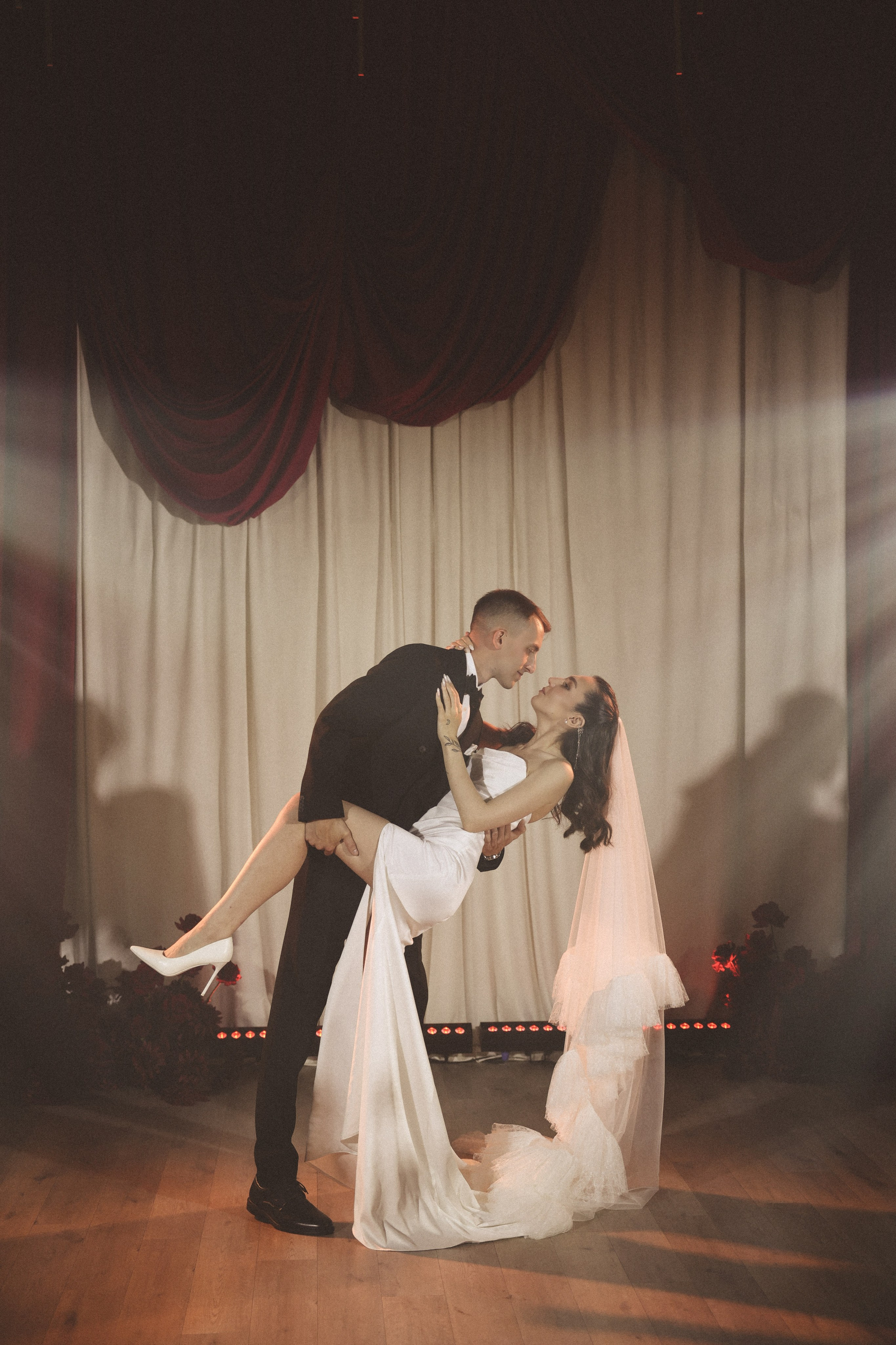Vitaliy & Elya. Елизавета Чернышова. Свадебный/персональный фотограф. Екатеринбург