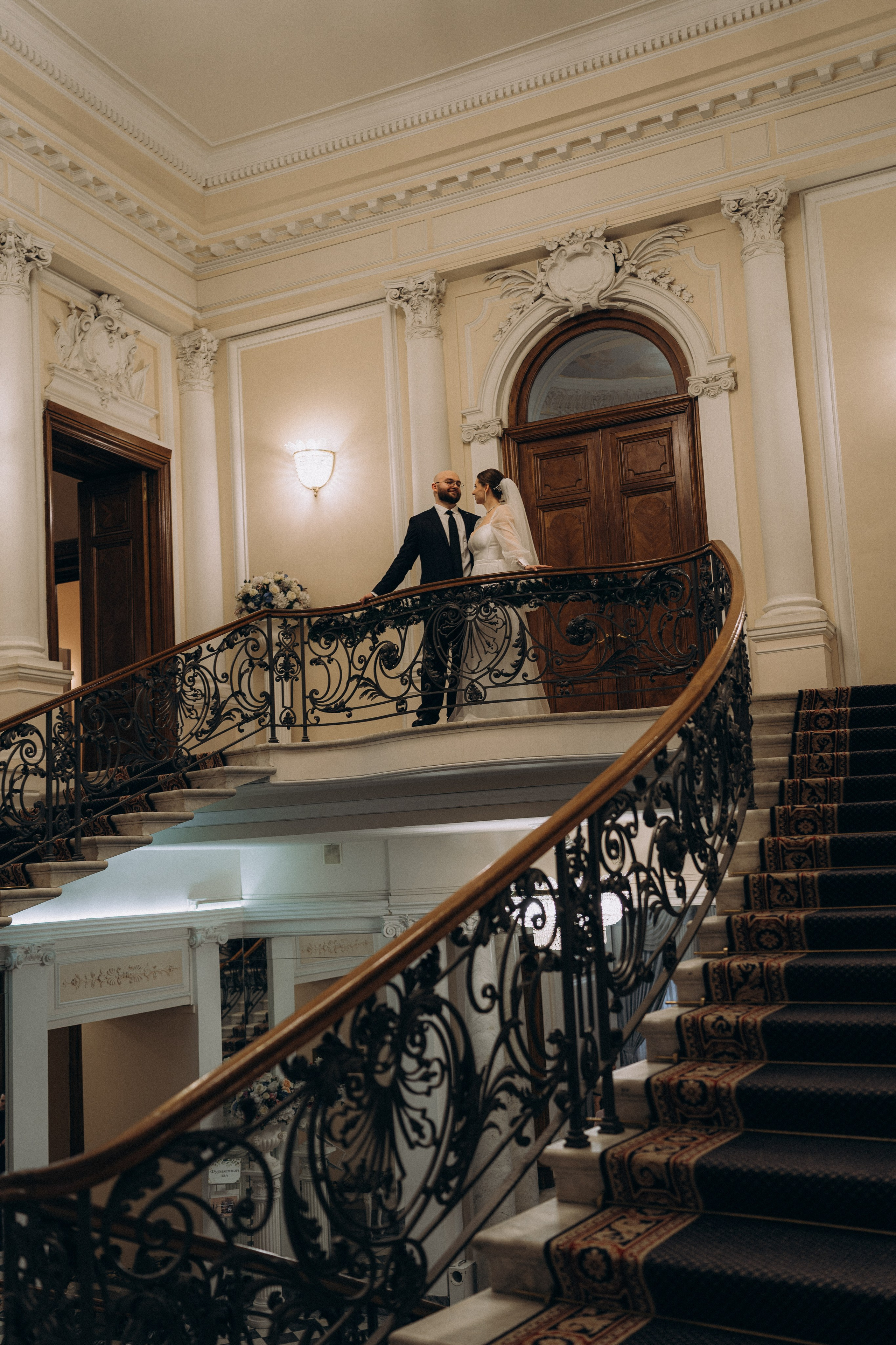 СВАДЕБНАЯ СЬЕМКА ВО ВТОРОМ ДВОРЦЕ (ДЕКАБРЬ) ТАКЖЕ СЬЕМКА В СТУДИИ НА ЧЕРНЫШЕВСКОЙ. Профессиональный фотограф, Санкт-Петербург — Виктория Богомолова