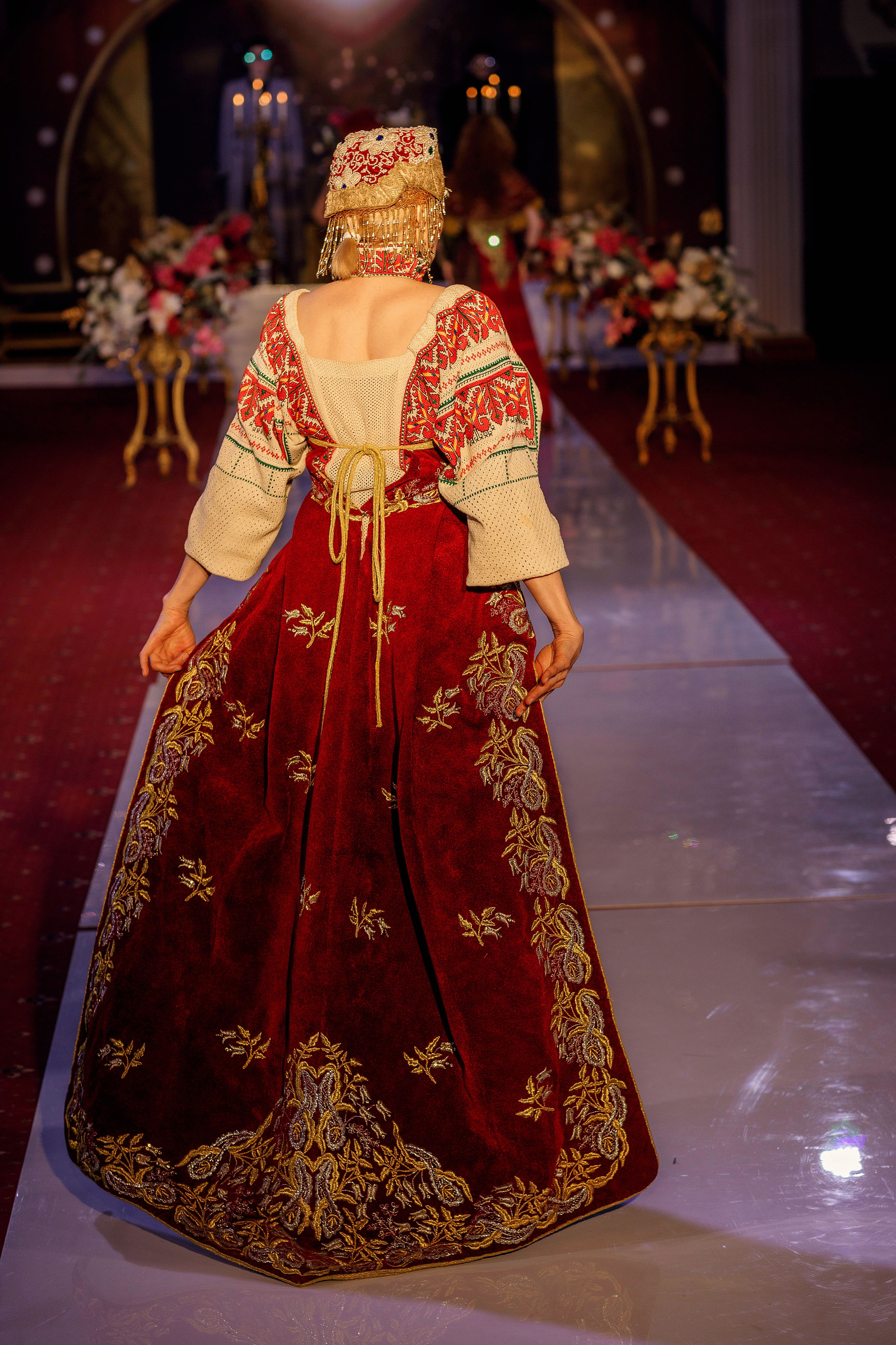 Показ коллекции Игоря Дадиани — 2023.04.01. Портретный и репортажный фотограф в Чебоксарах Андриян Чаркин