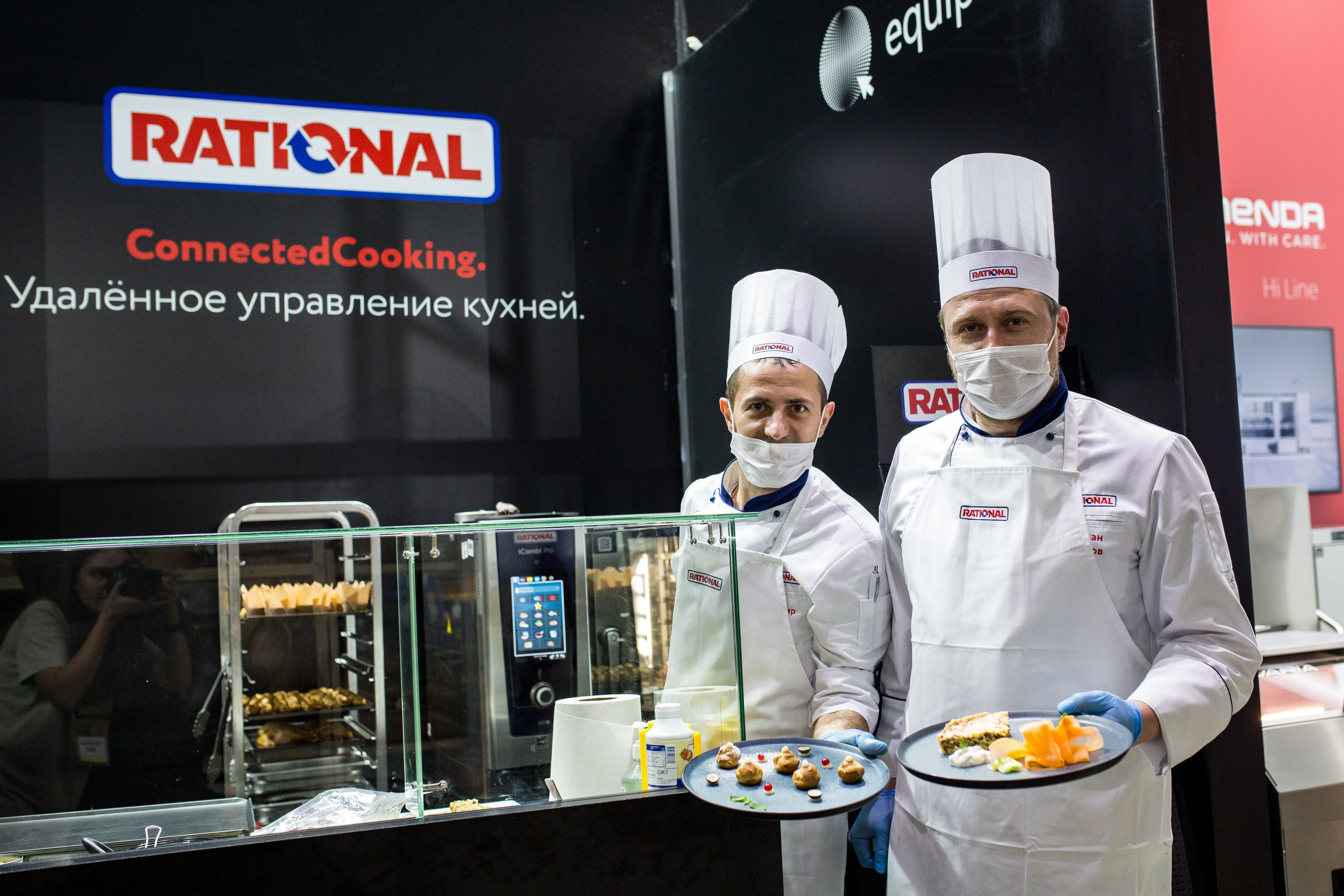 Выставка Apach. Свадебный и семейный фотограф в Москве Julia Juice