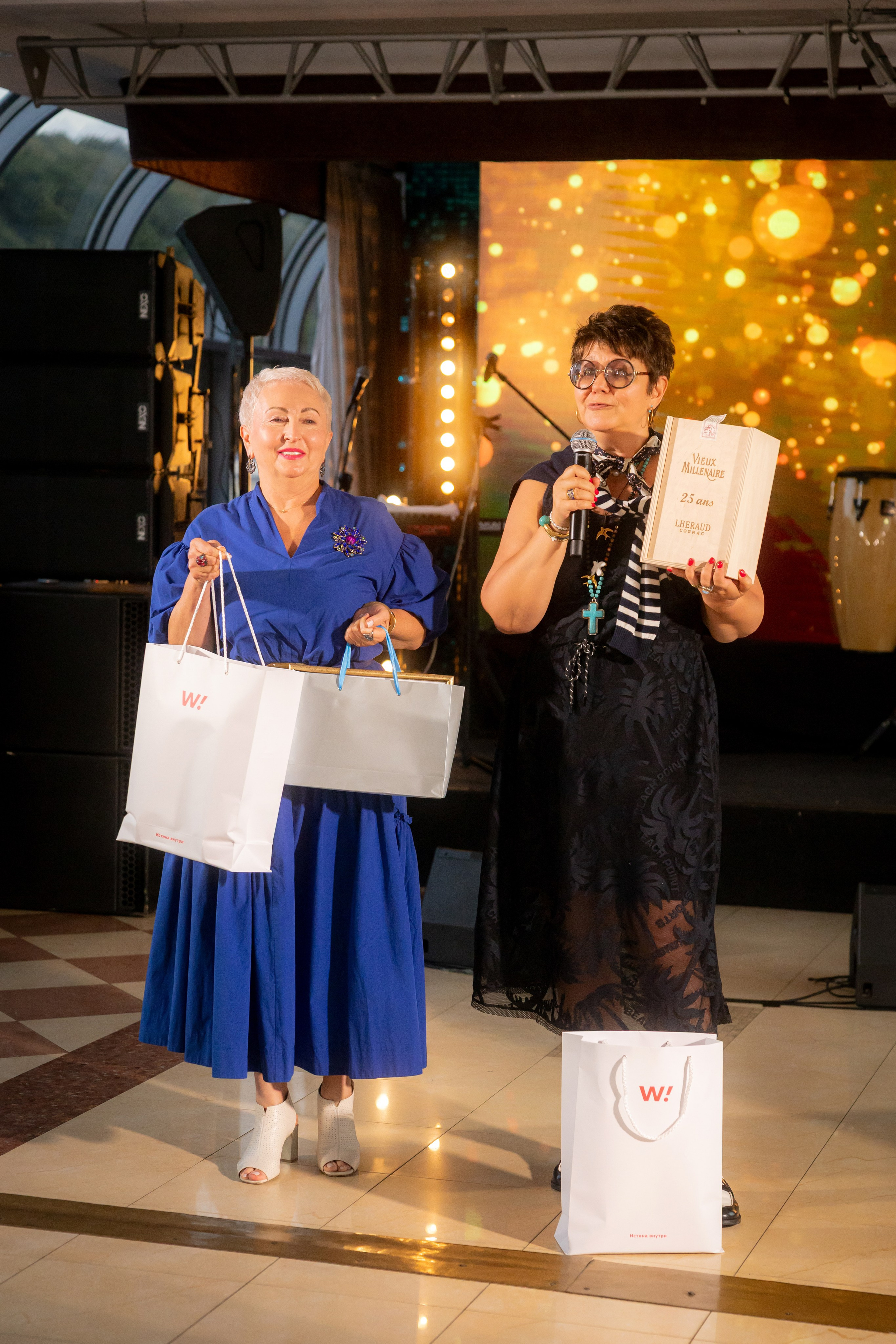 25 лет — юбилей компании Cristanual