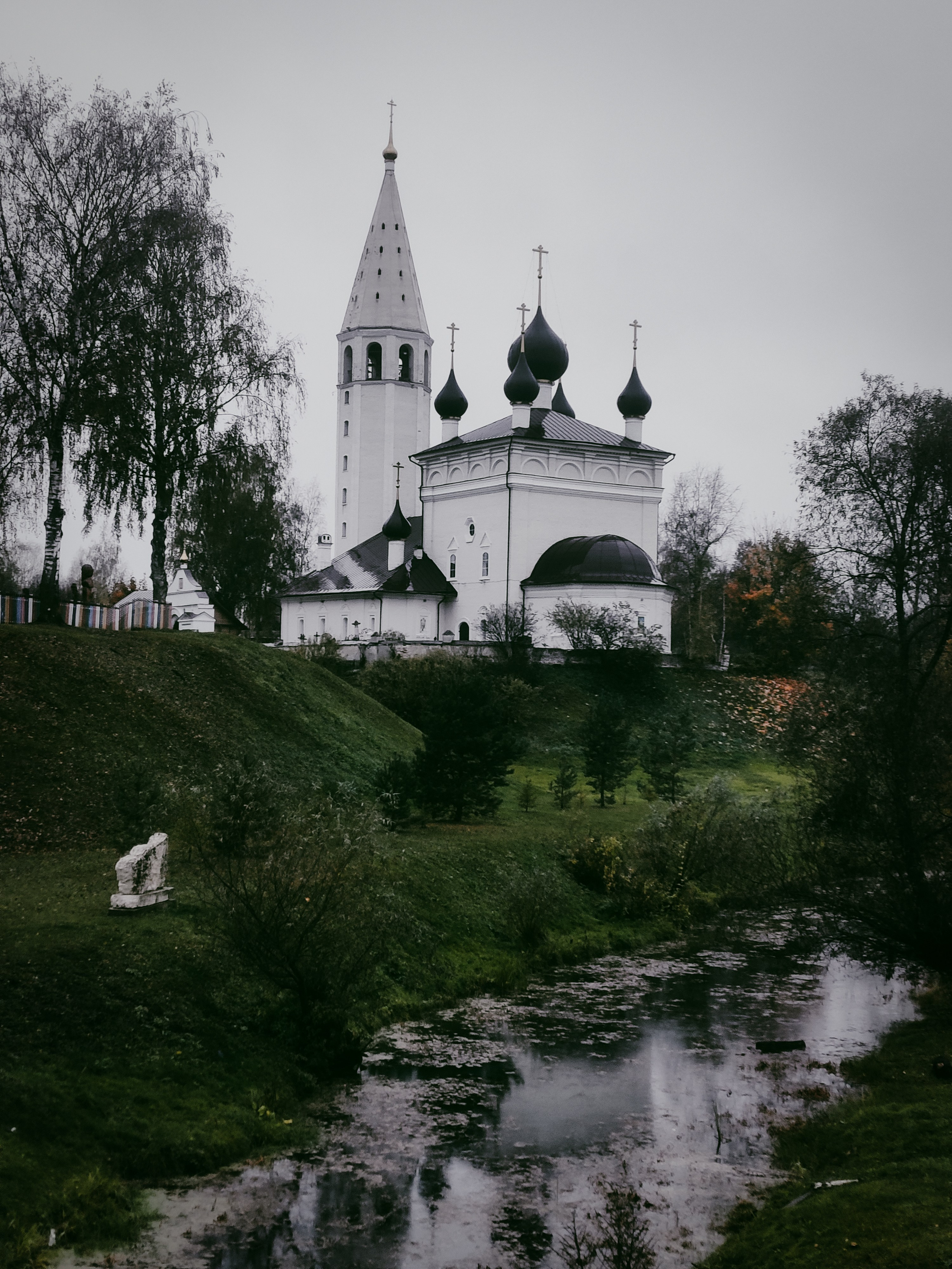 Вятское. Dmitriy [KCCC] is a pretty cool photographer