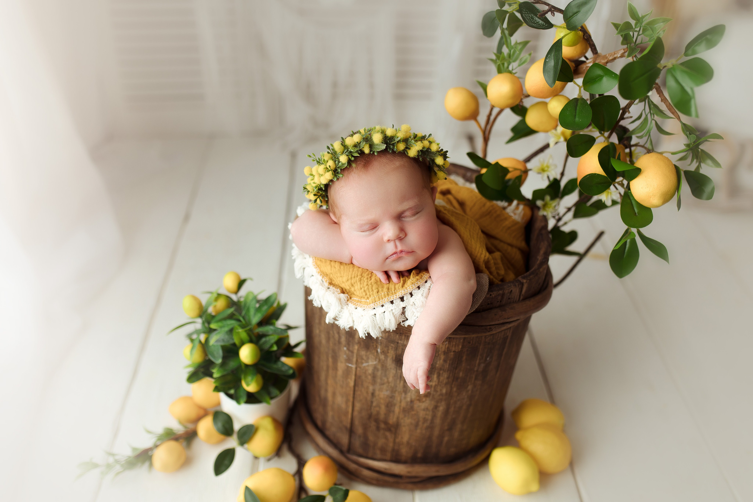 Новорожденные. Детский фотограф новорожденных Москва. годики под ключ. своя студия