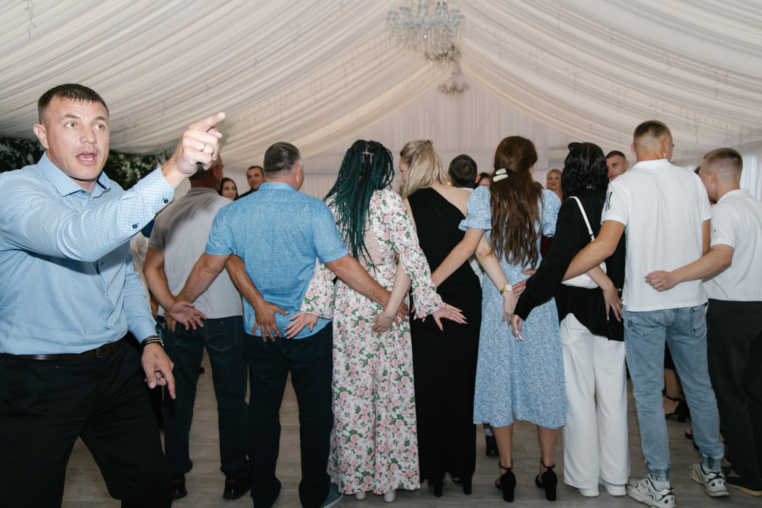 Ксения и Антон (полный день). Фотограф в Барнауле Юлия Садвокасова