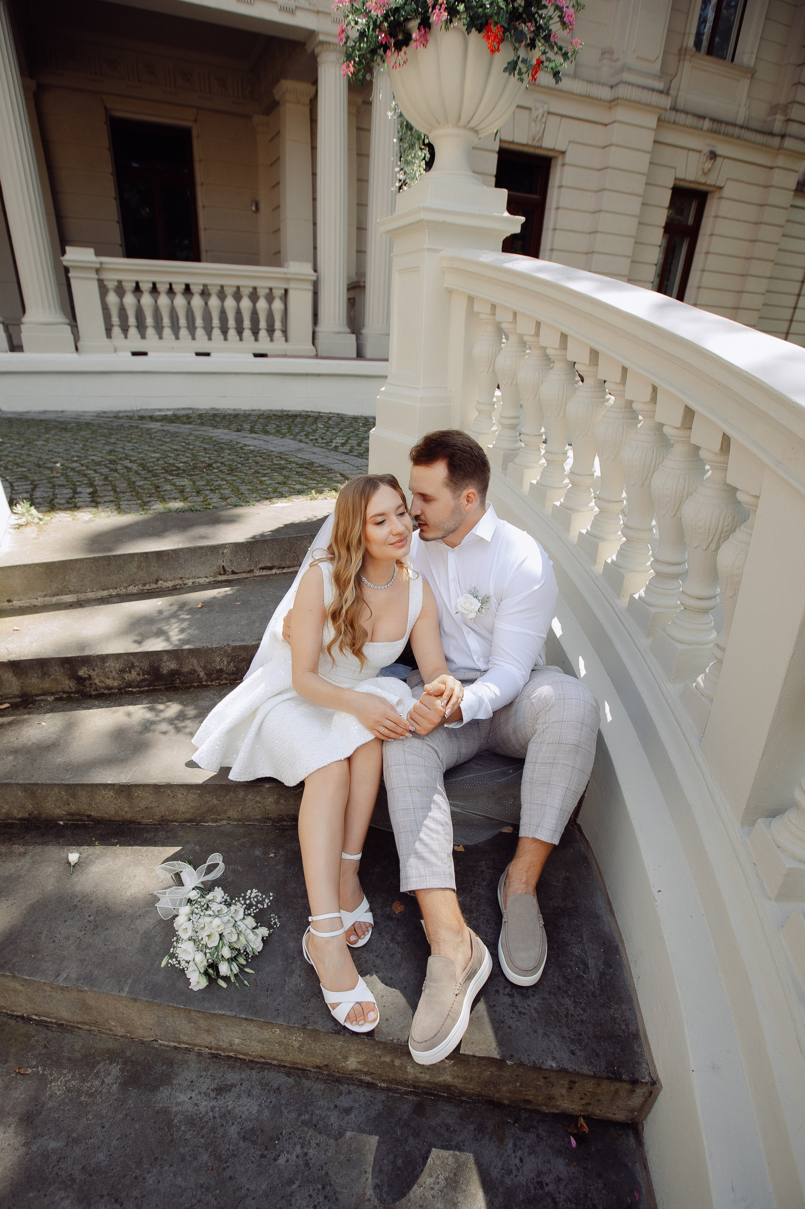 Ślubna sesja zdjęciowa w Pałacu Poznańskiego-Muzeum Miasta Łodzi. Свадебный фотограф Варшава Лодзь Польша Елена Юцова