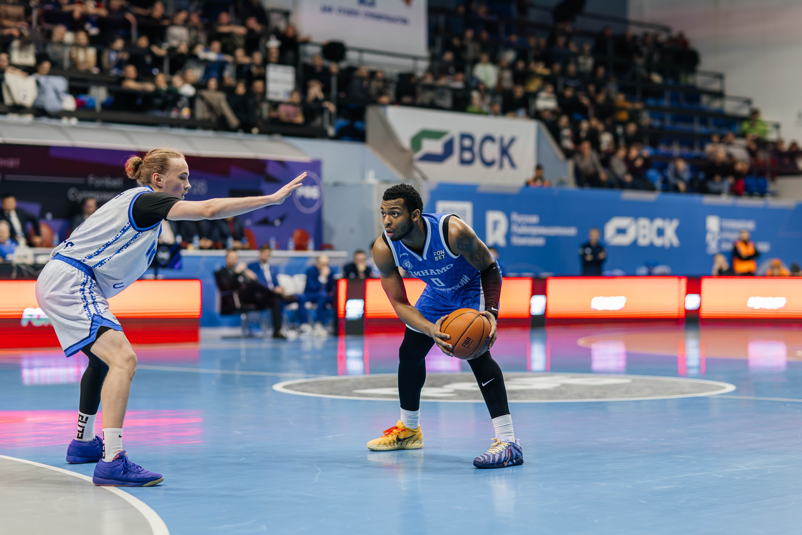 Баскетбол — Динамо. Репортажный и свадебный фотограф во Владивостоке Максим Цой