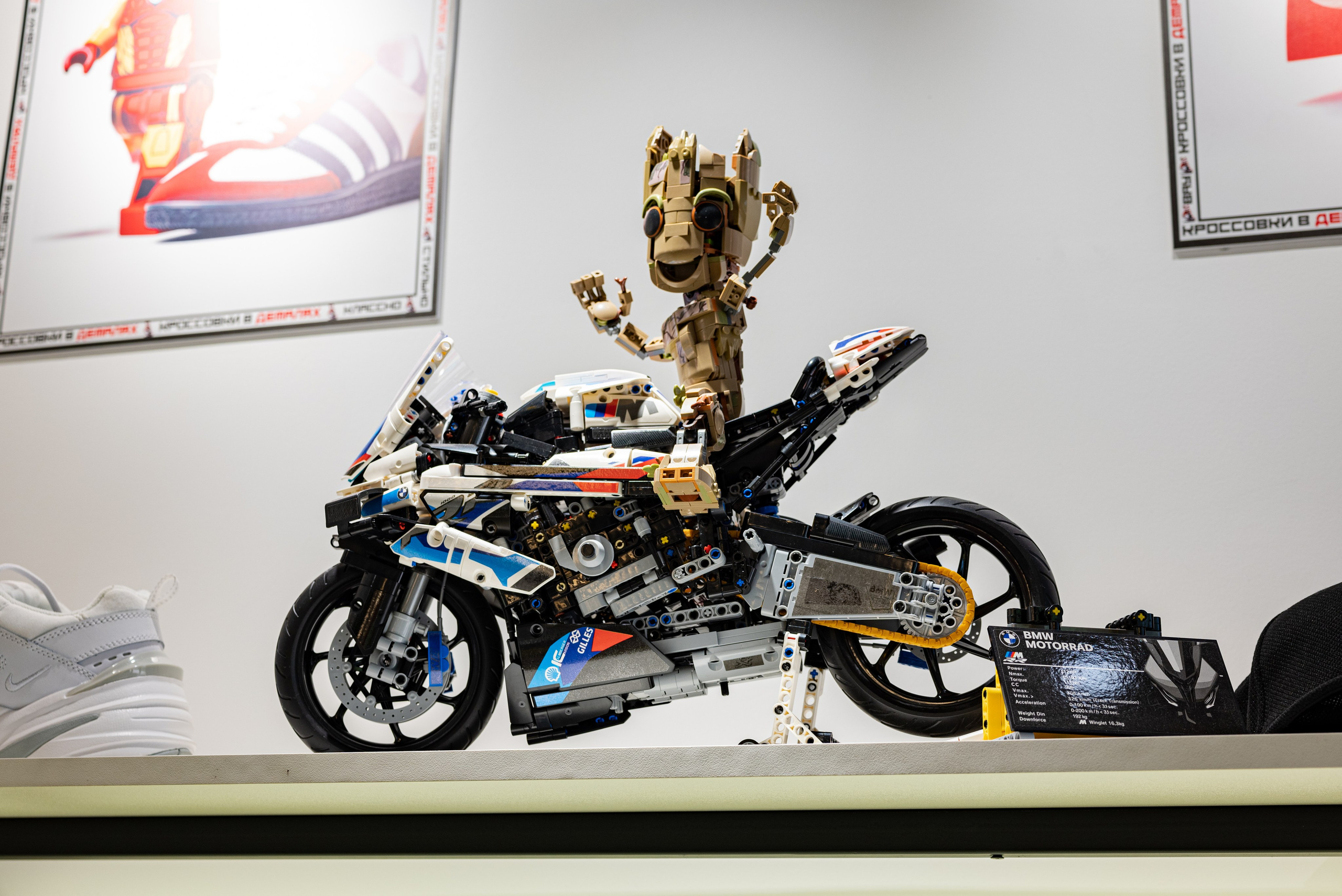 Магазин кроссовок. Предметный фотограф, фото для маркетплейсов Пятигорск, КМВ