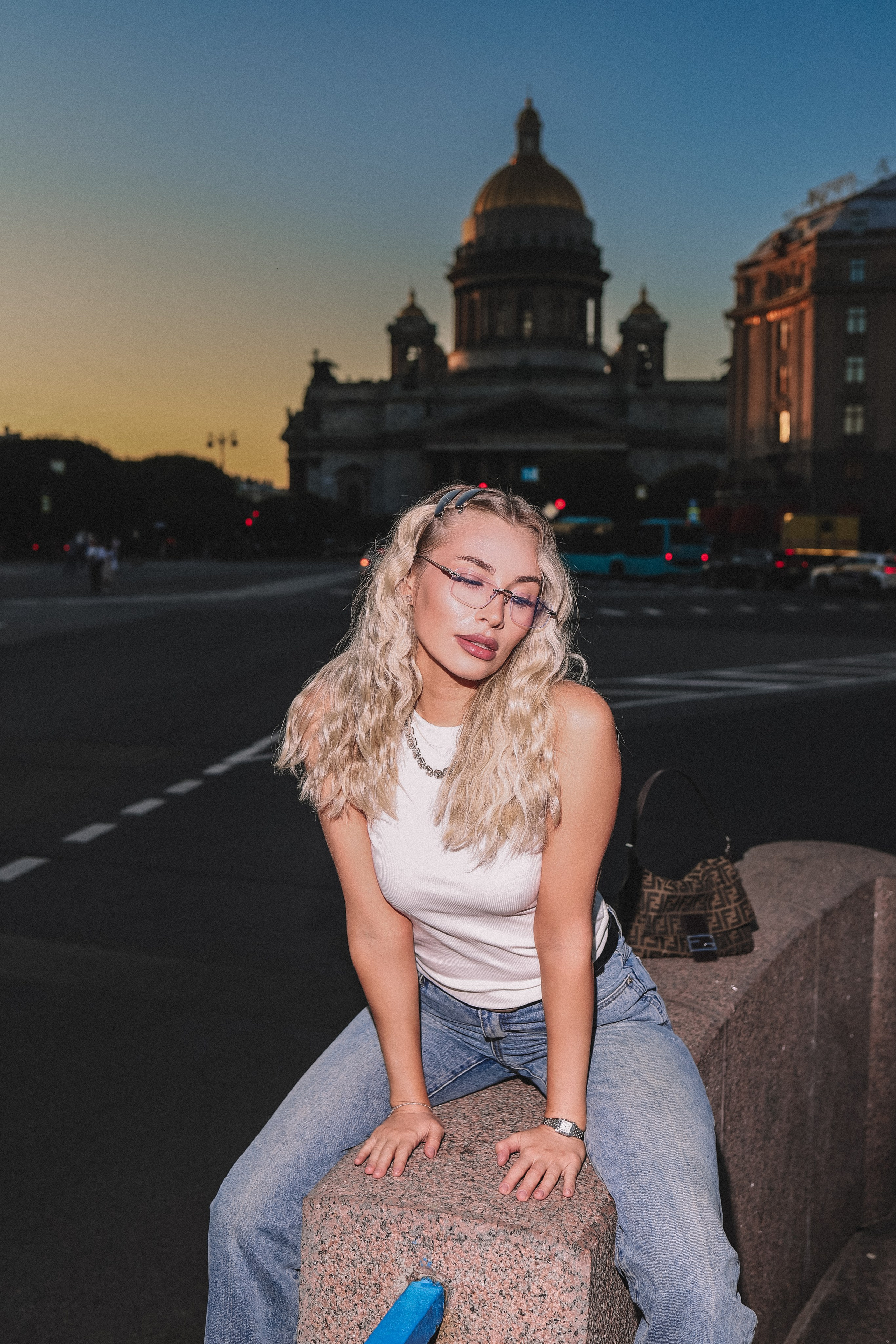 Полина — вечерний Петербург, съёмка со вспышкой | О. Беляева. Фотограф Олеся Беляева | Санкт-Петербург и Ленобласть