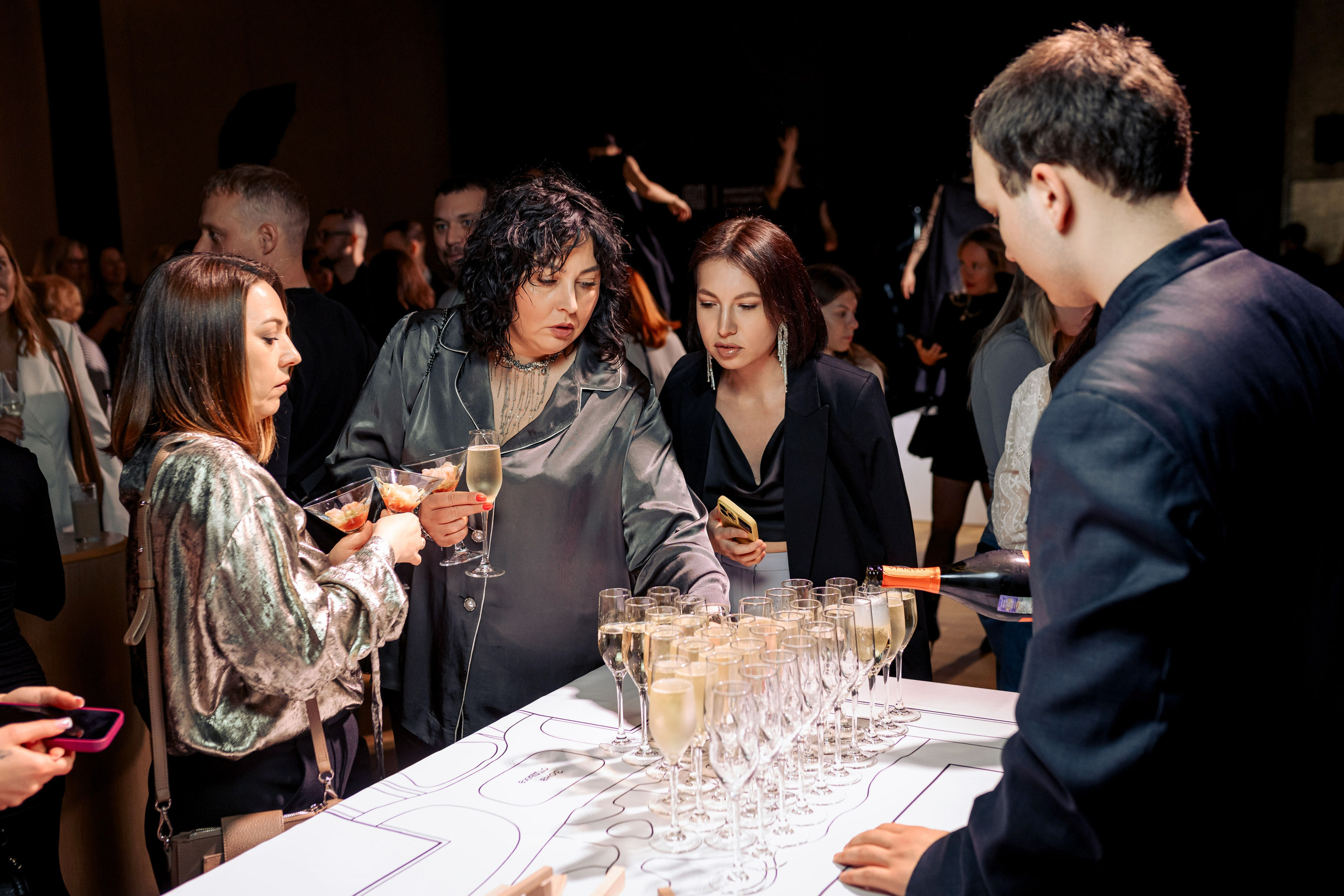 Атлас Девелопмент. Максим Комаров — Профессиональный фотограф