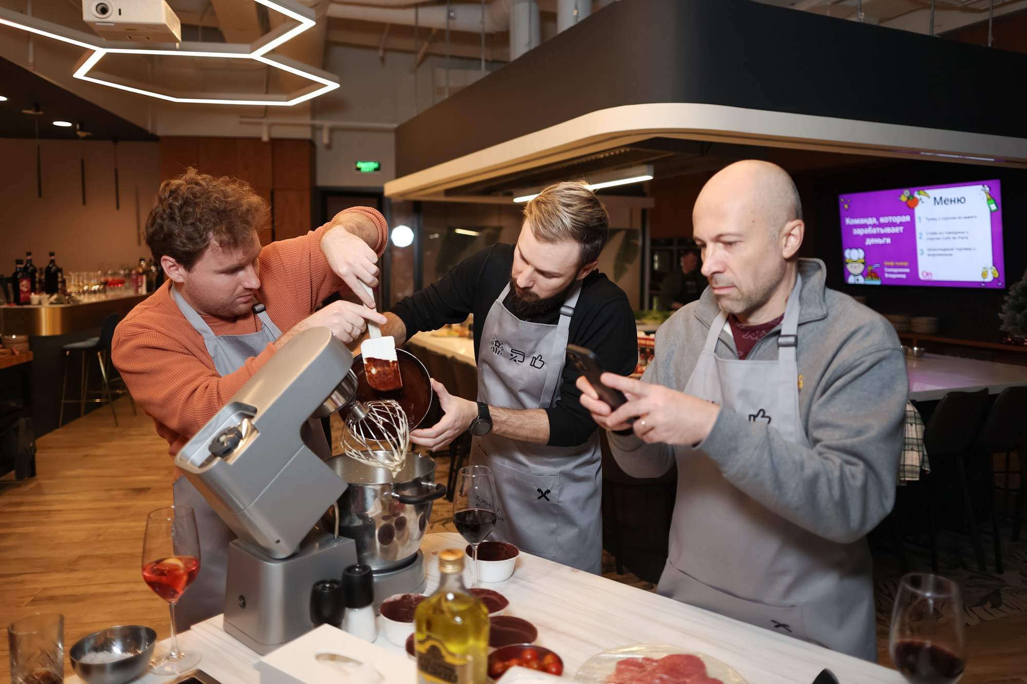 Кулинарный мастер-класс. Репортажный фотограф видеограф в Москве Ольга Плаксина