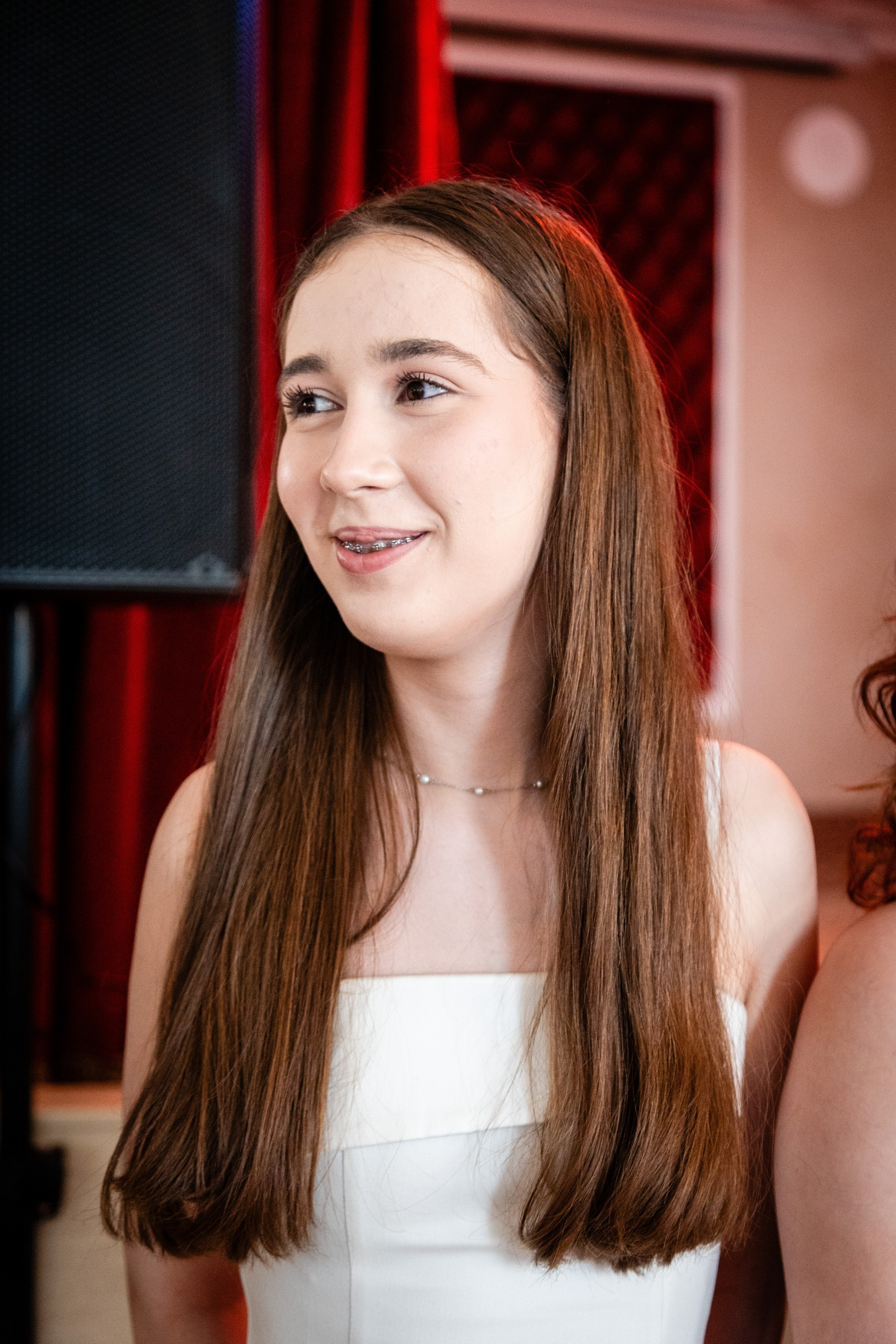 Школьный выпускной. Детский фотограф видеограф в Хабаровске Михаил Орлов