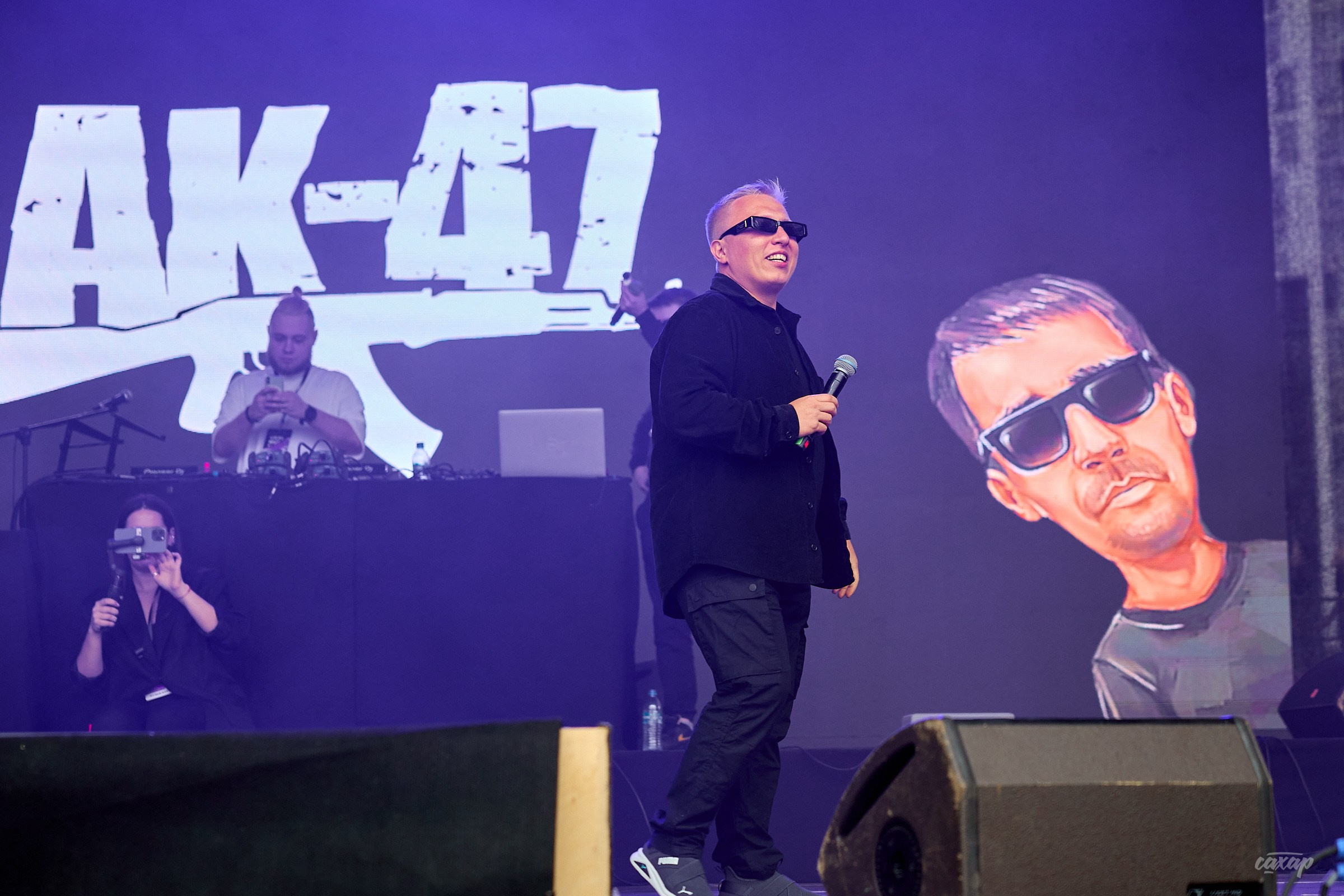 Ак-47, Витя АК. Профессиональный фотограф в Екатеринбурге Юра Сахар