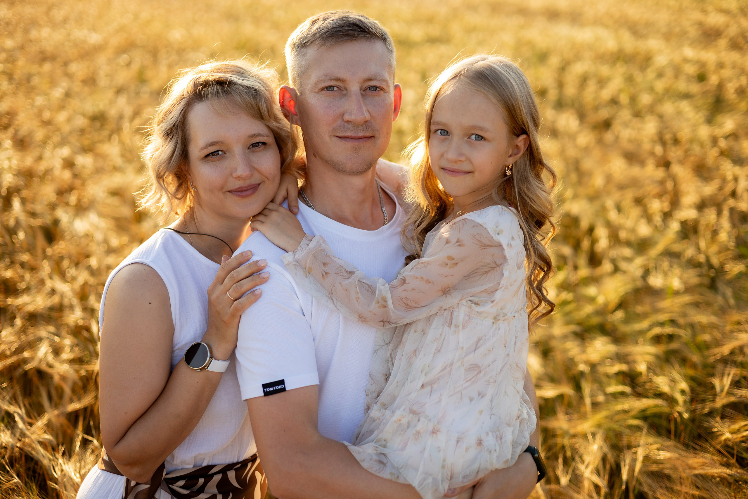 Семейная съемка в пшенице. Фотограф Ульянкина Мария