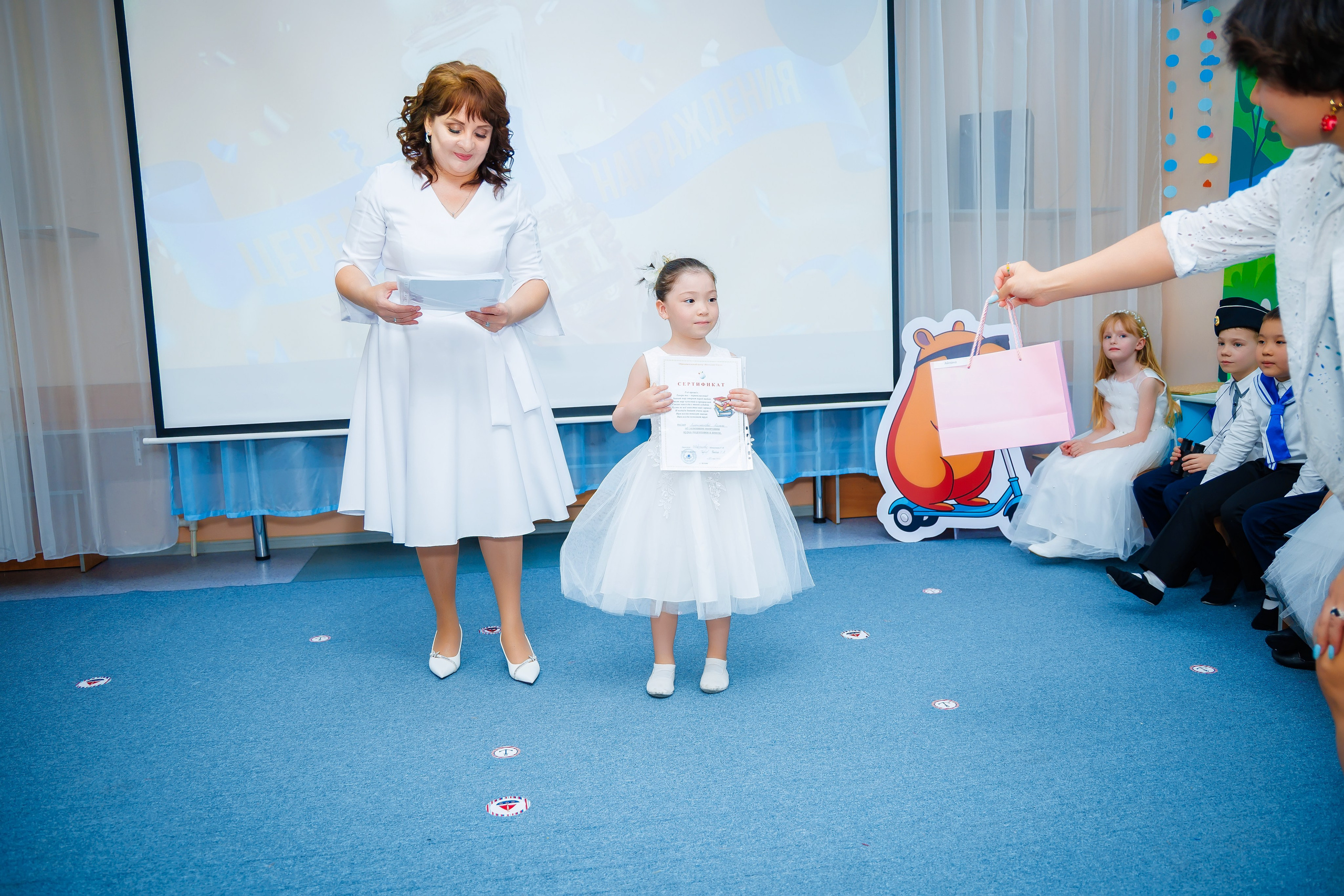 Утренник в Саду. Семейный и Свадебный фотограф в Астане Александр Астапов