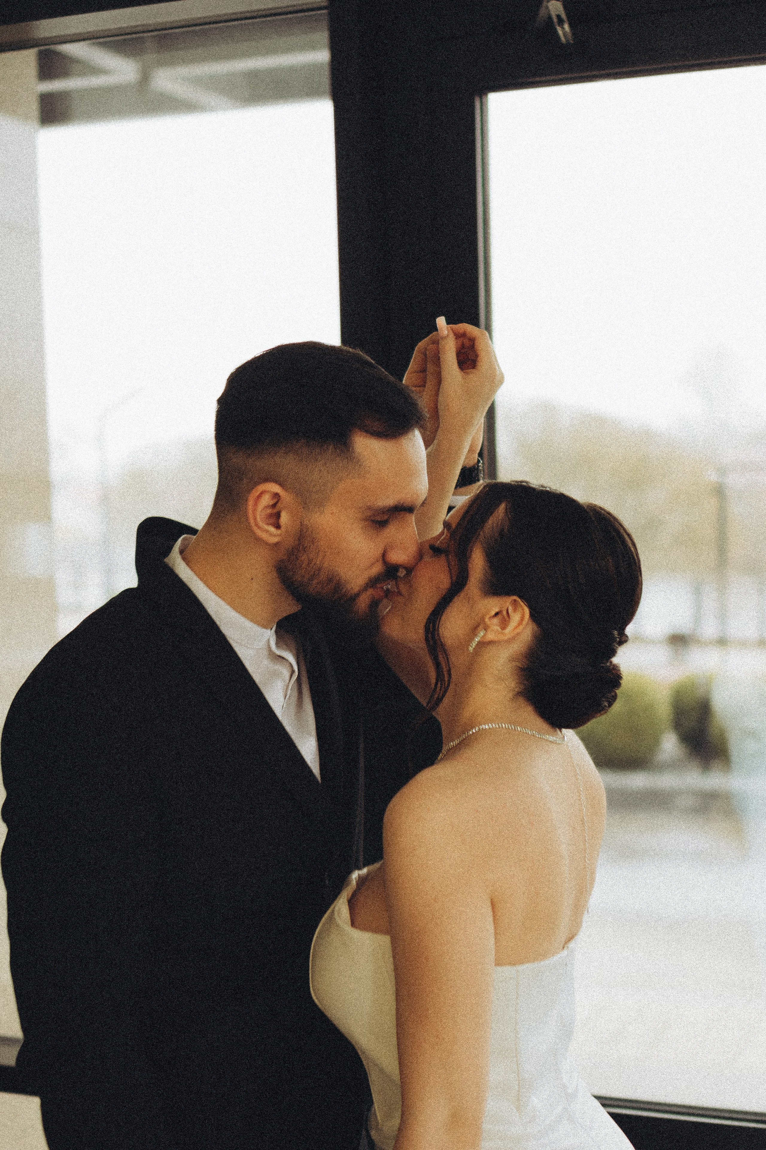 СВАДЕБНАЯ СЬЕМКА СБОРОВ ЖЕНИХА И НЕВЕСТЫ В ОТЕЛЕ И ТАКЖЕ ФОТОСЕССИИЯ В ОТЕЛЕЕ МЕГАПОЛИС БРЯНСК. Профессиональный фотограф, Санкт-Петербург — Виктория Богомолова