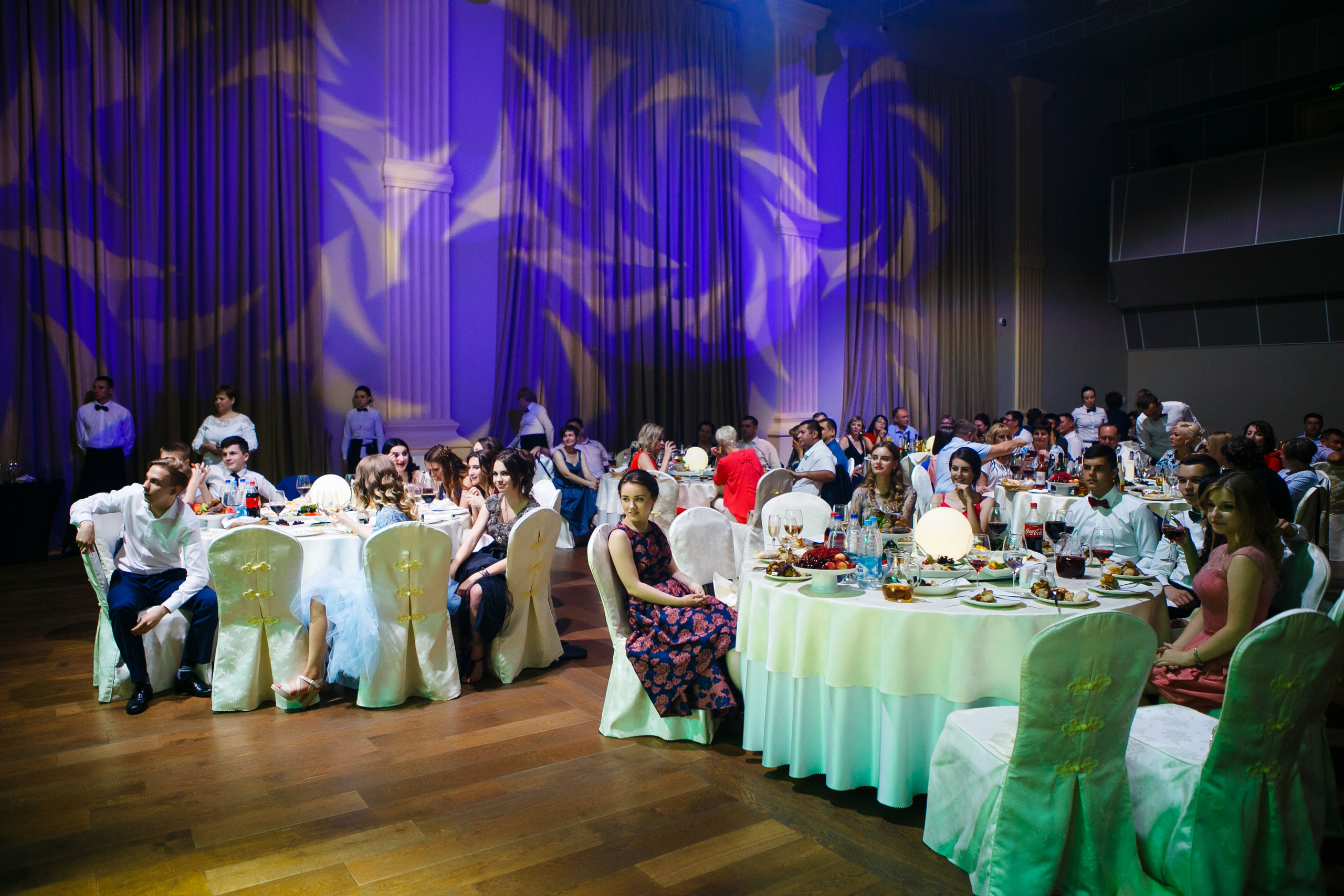 Выпускной. Школа 87. Галич Hall. Фотограф Андрей Баксов