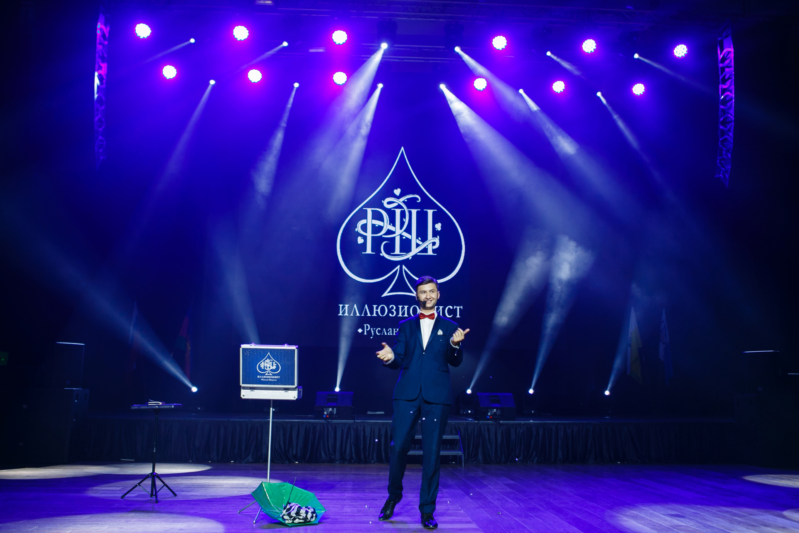 Выпускной. Школа 87. Галич Hall. Фотограф Андрей Баксов