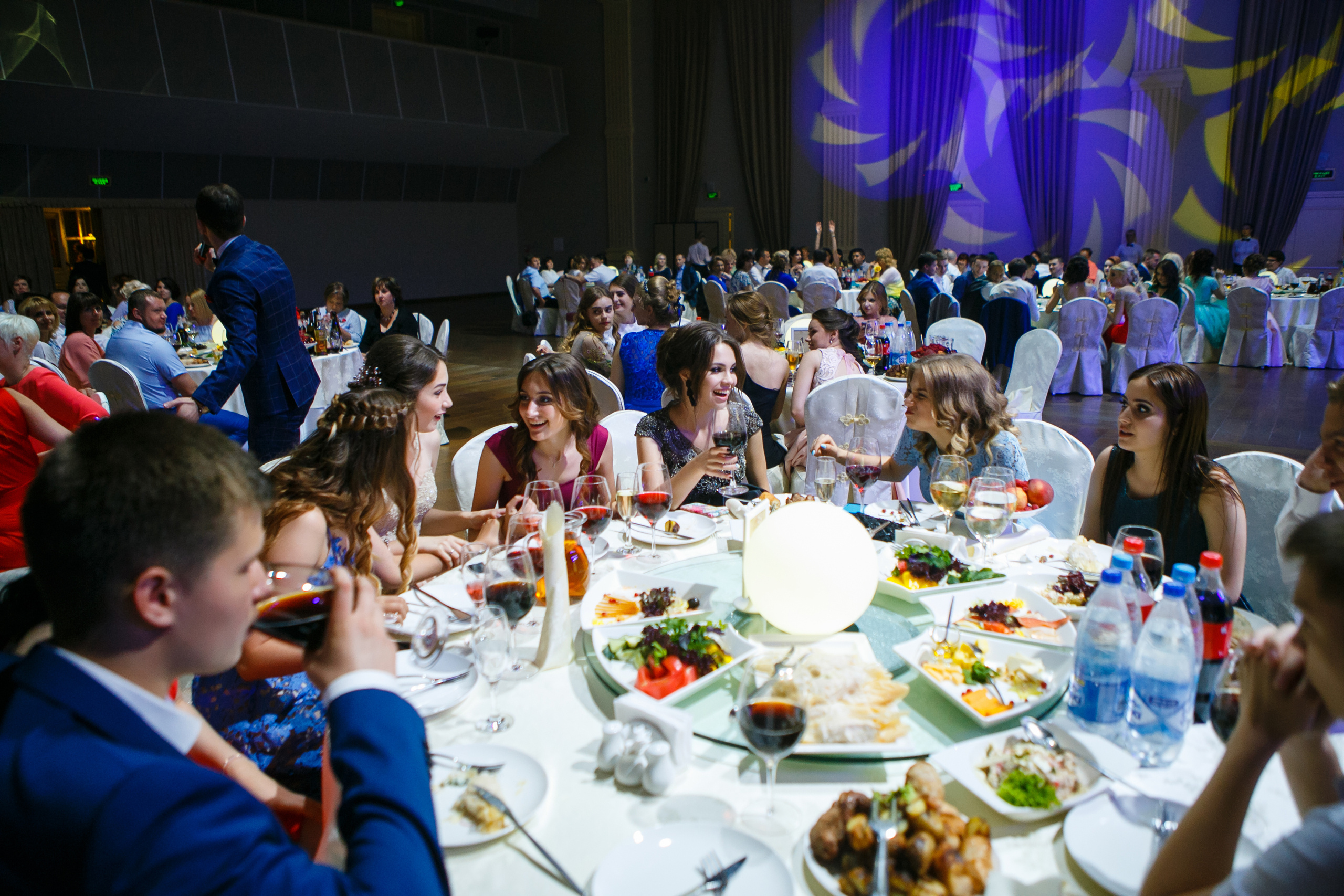 Выпускной. Школа 87. Галич Hall. Фотограф Андрей Баксов