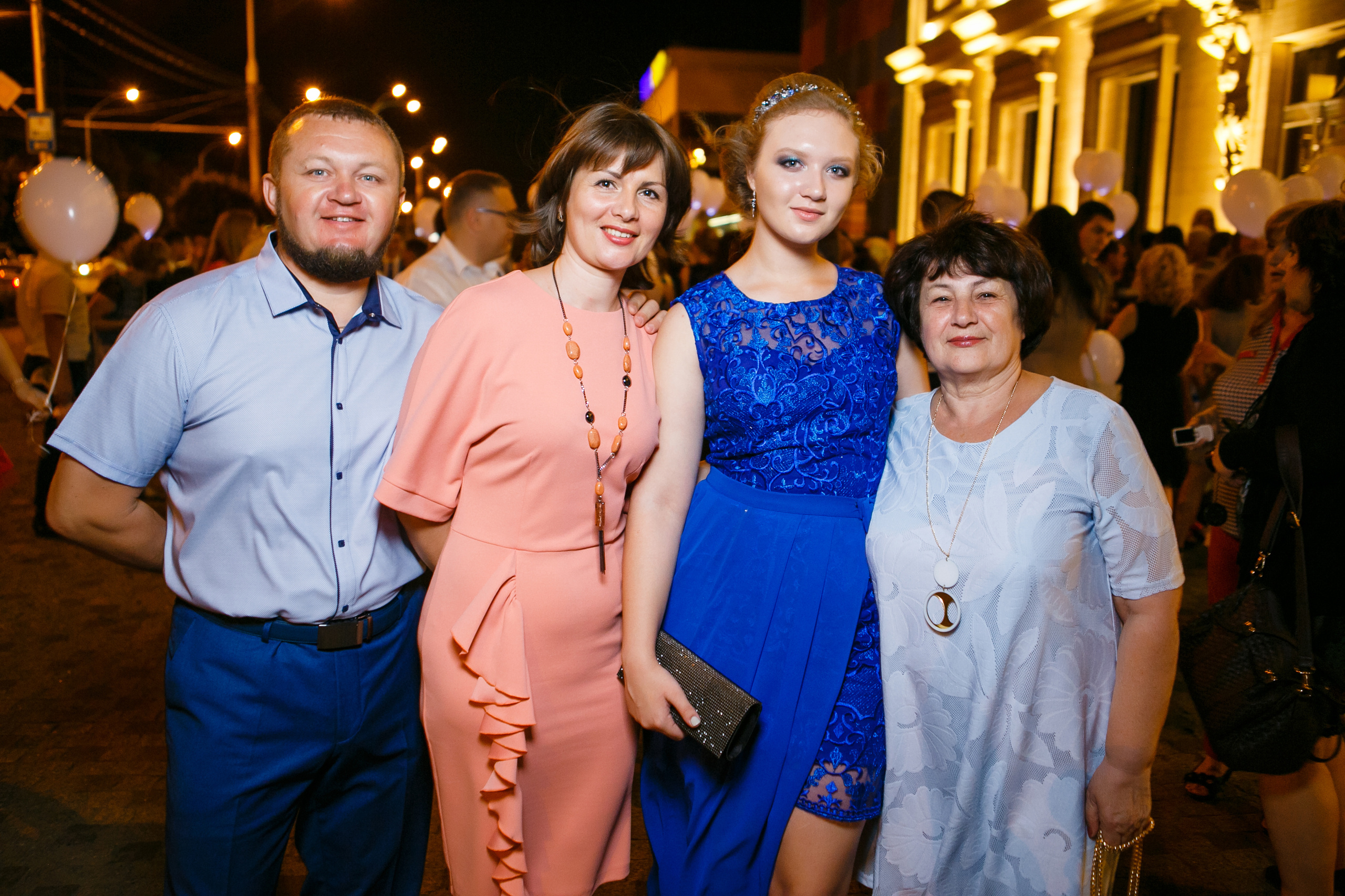 Выпускной. Школа 87. Галич Hall. Фотограф Андрей Баксов