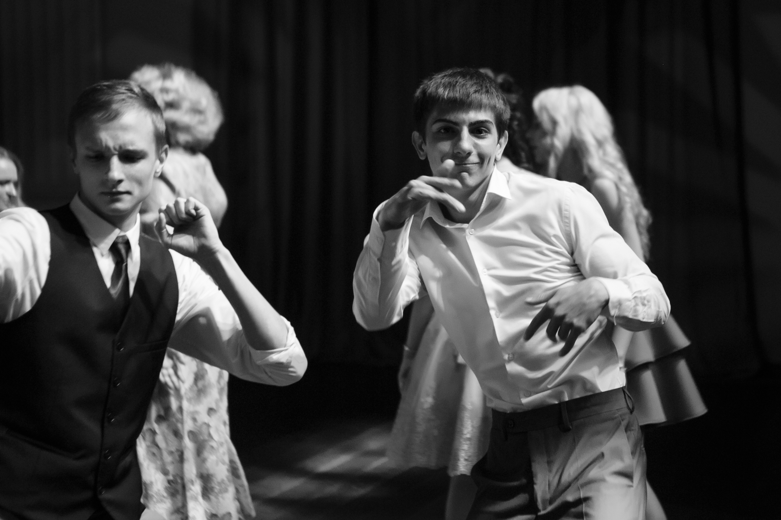 Выпускной. Школа 87. Галич Hall. Фотограф Андрей Баксов