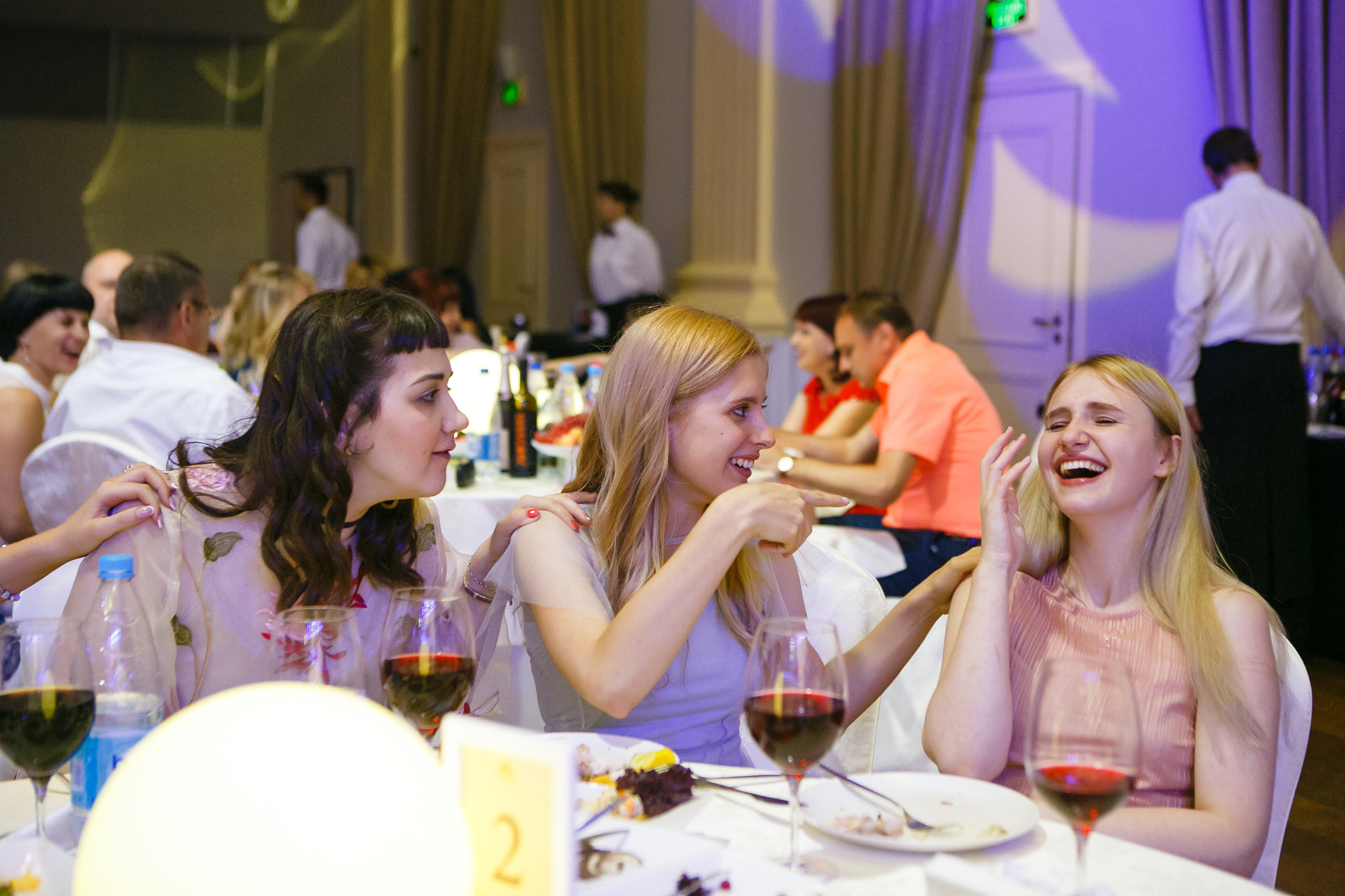 Выпускной. Школа 87. Галич Hall. Фотограф Андрей Баксов