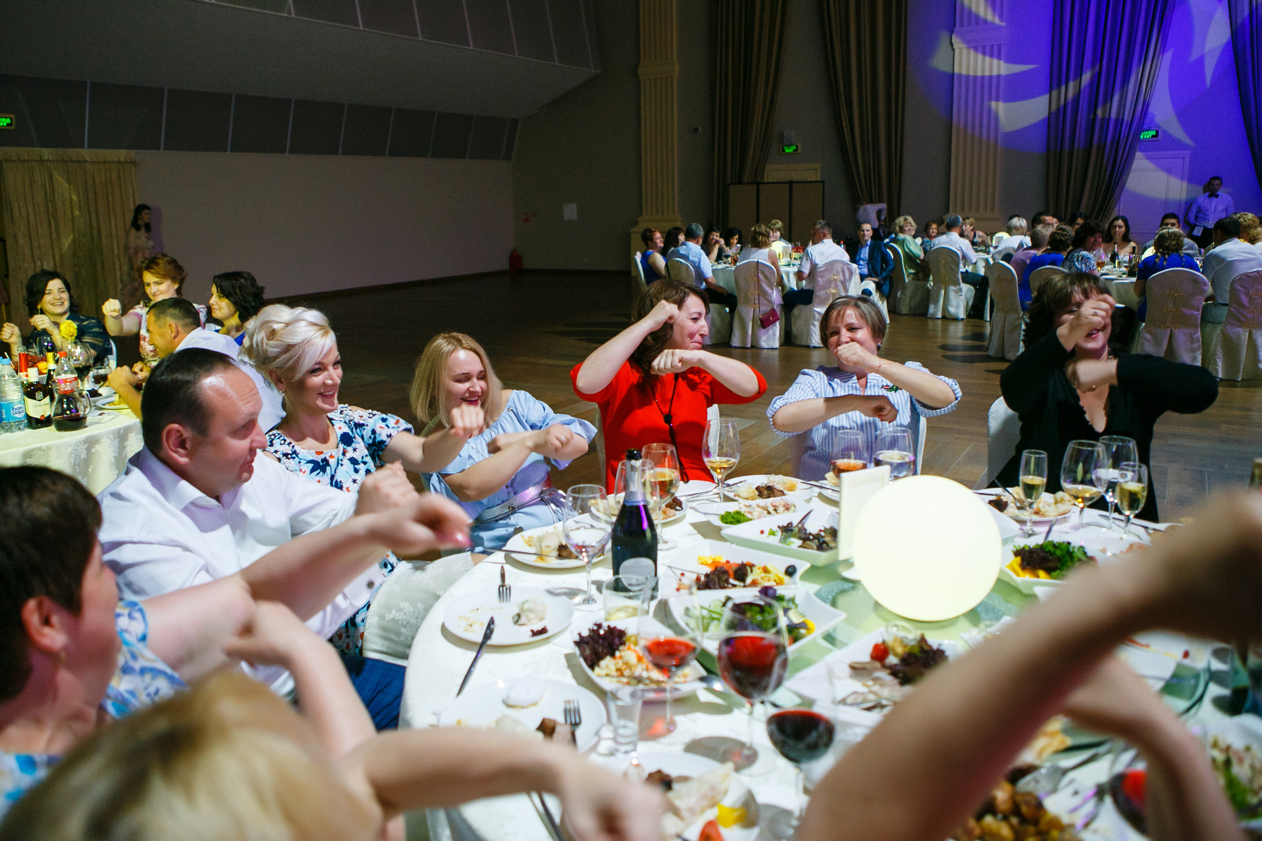 Выпускной. Школа 87. Галич Hall. Фотограф Андрей Баксов