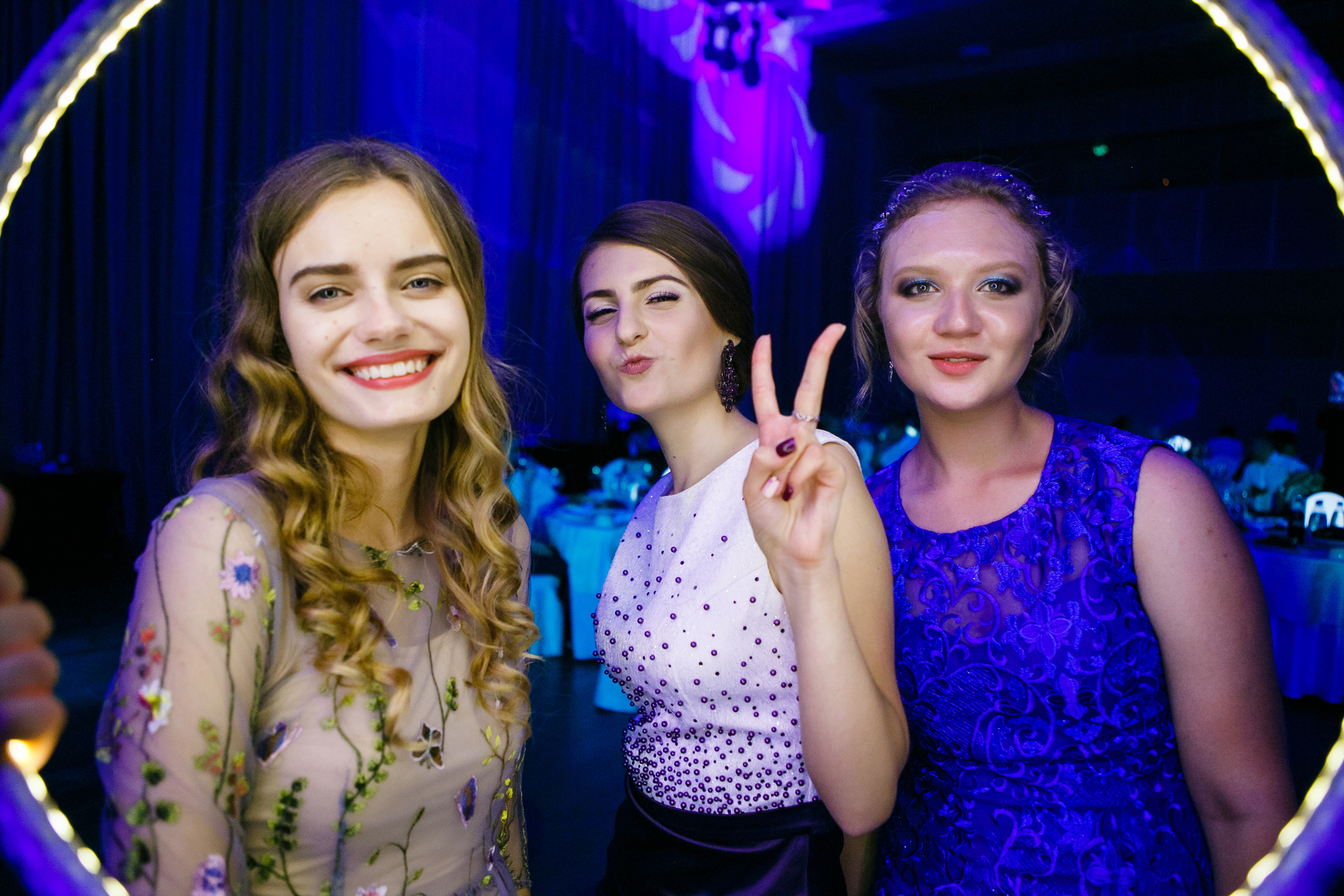 Выпускной. Школа 87. Галич Hall. Фотограф Андрей Баксов