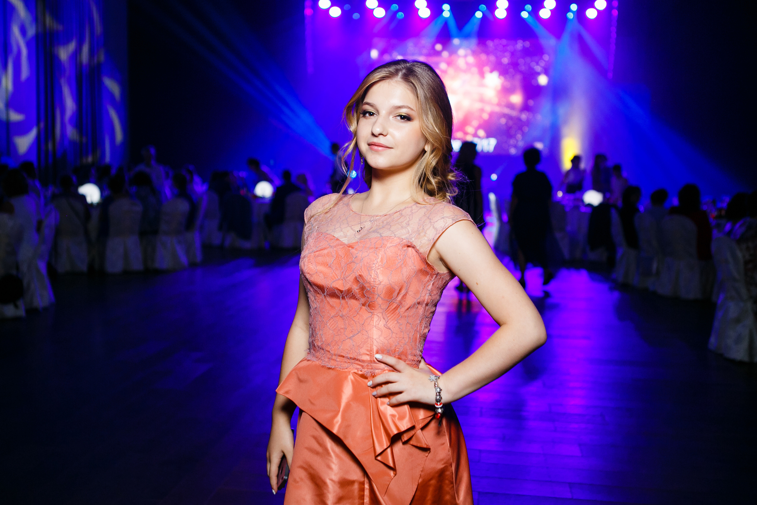 Выпускной. Школа 87. Галич Hall. Фотограф Андрей Баксов