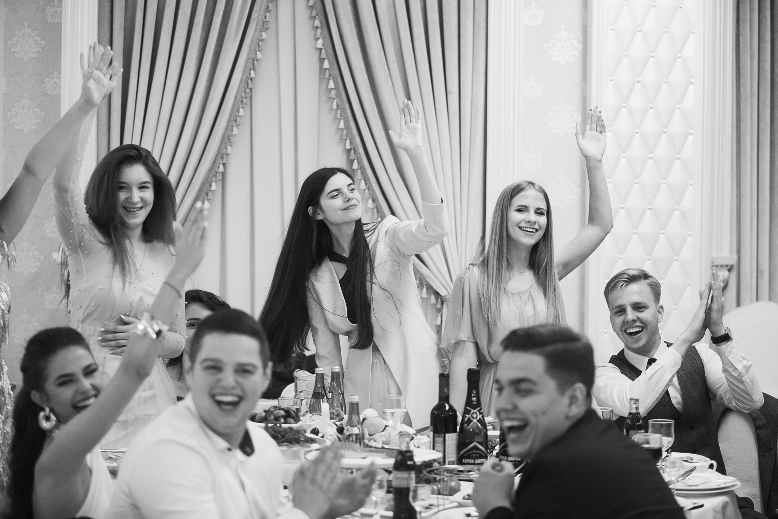 Выпускной. Гимназия 88. Ресторан Чехов. Фотограф Андрей Баксов