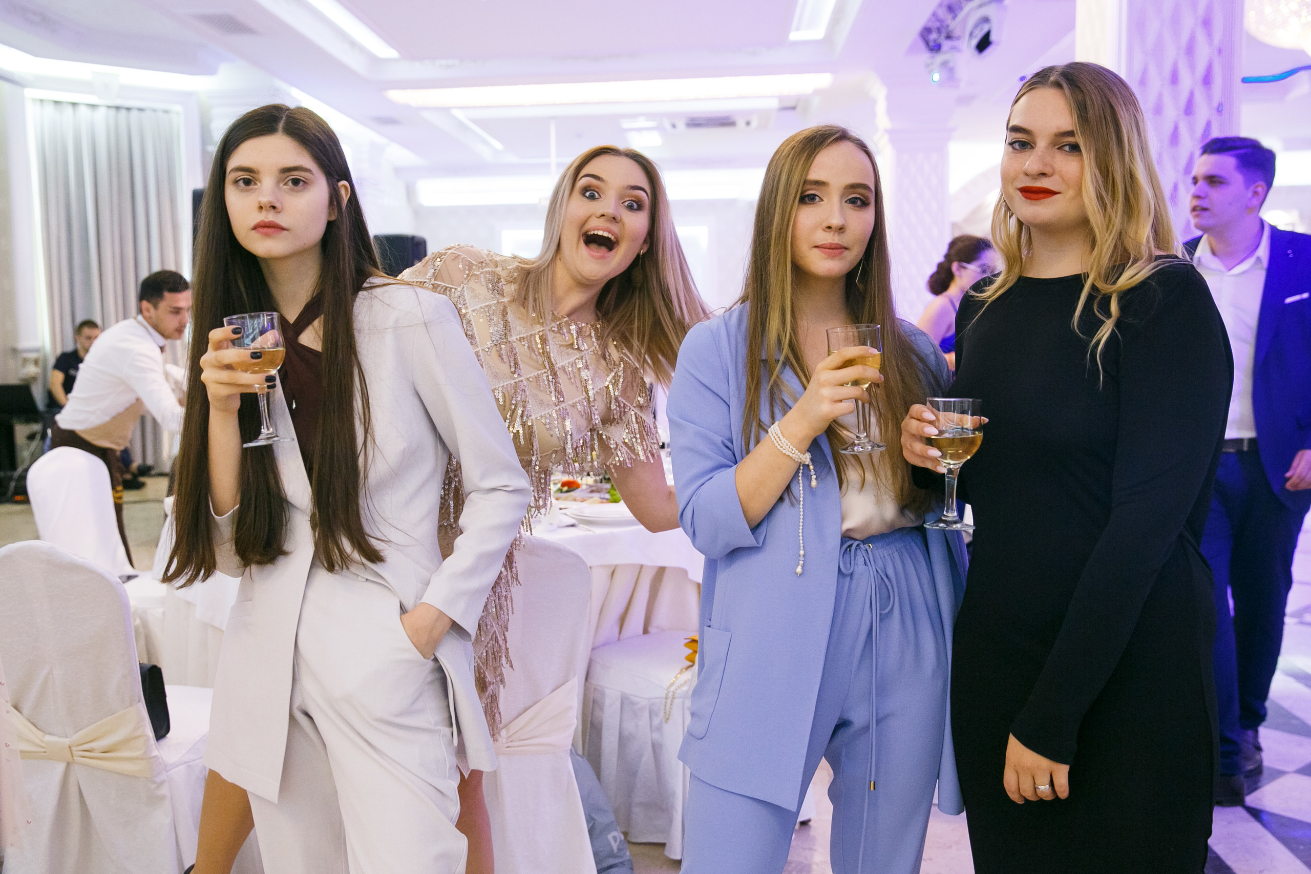 Выпускной. Гимназия 88. Ресторан Чехов. Фотограф Андрей Баксов