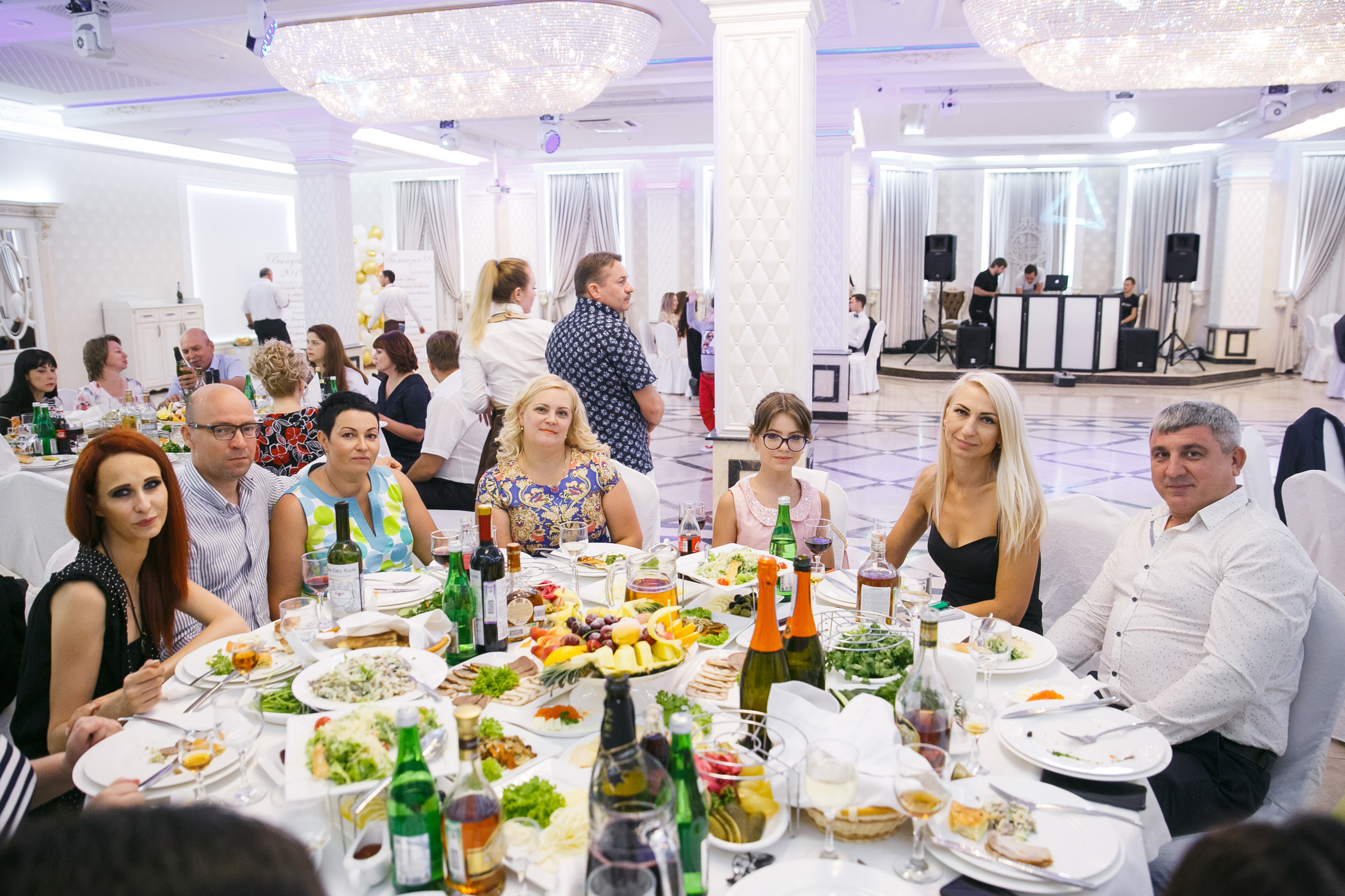 Выпускной. Гимназия 88. Ресторан Чехов. Фотограф Андрей Баксов
