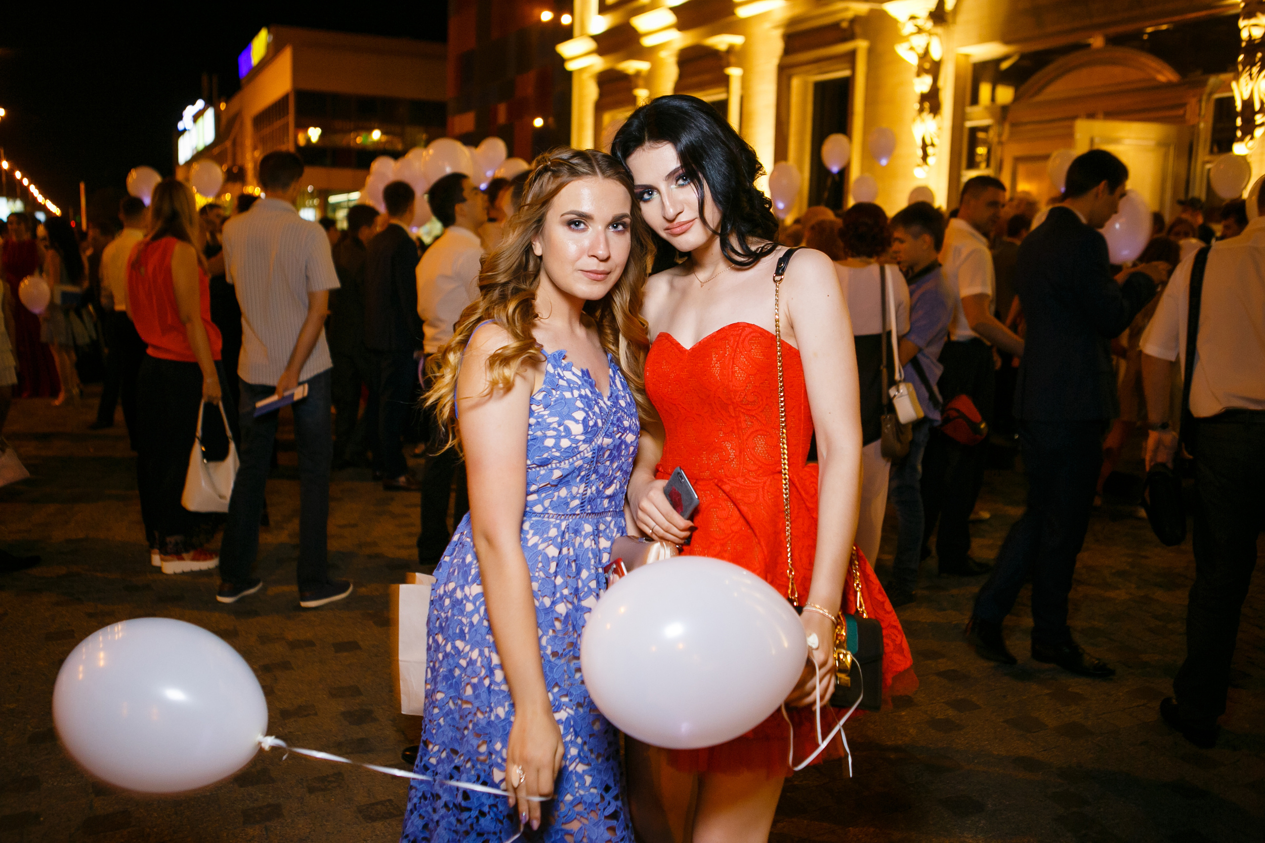 Выпускной. Школа 87. Галич Hall. Фотограф Андрей Баксов