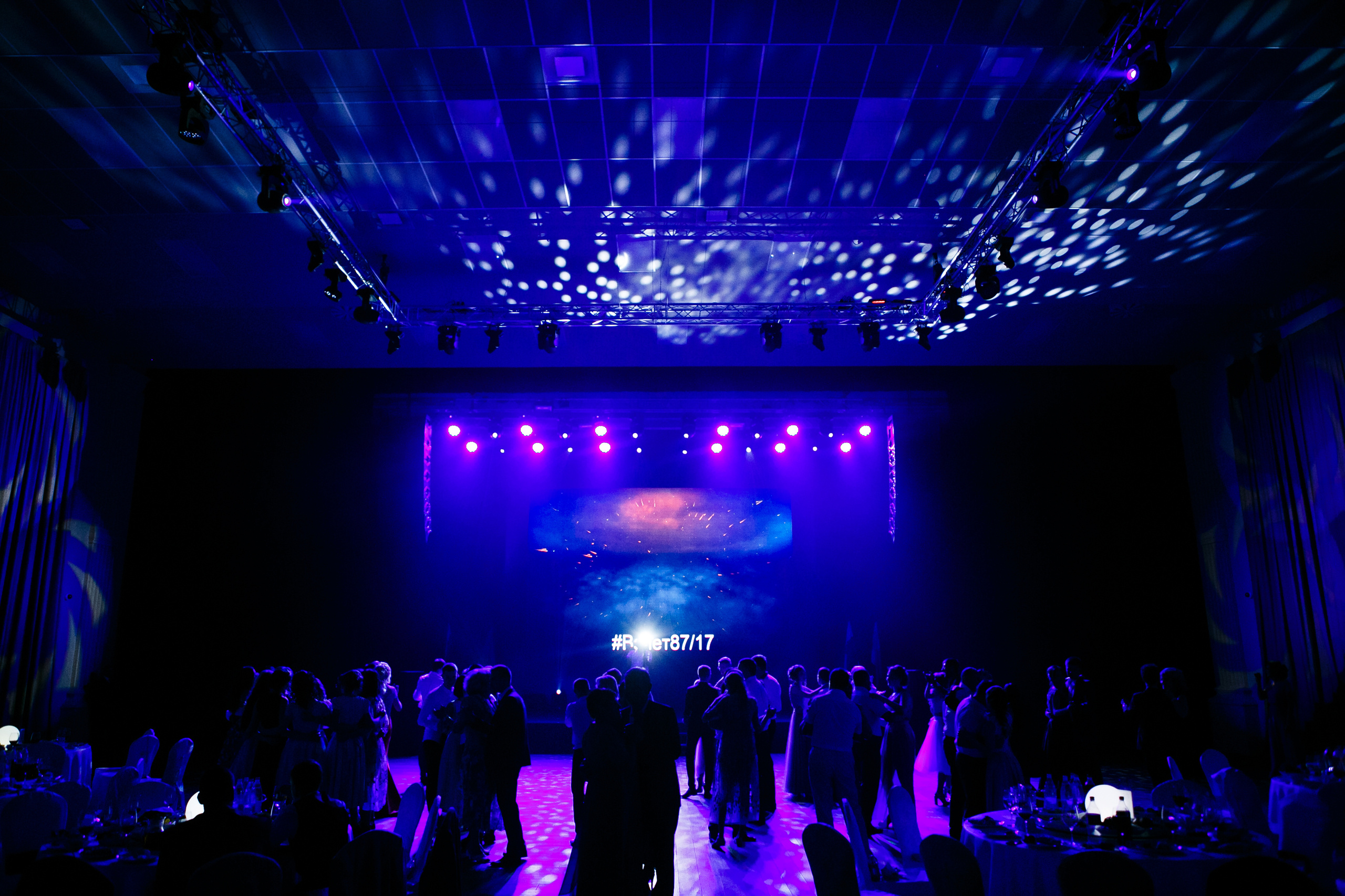 Выпускной. Школа 87. Галич Hall. Фотограф Андрей Баксов