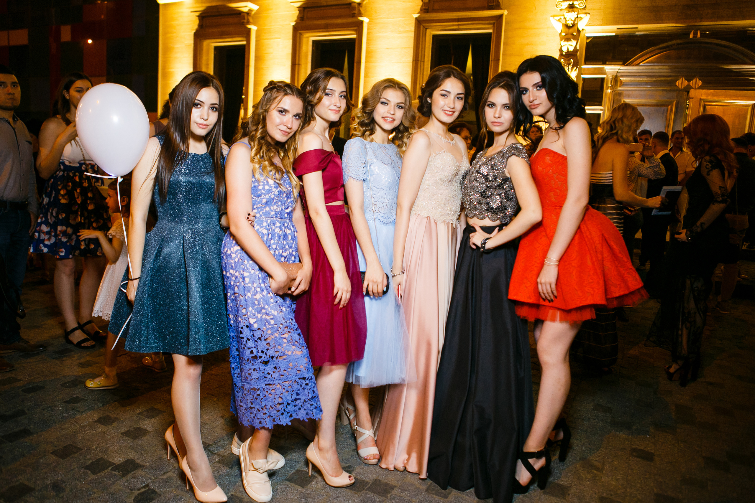 Выпускной. Школа 87. Галич Hall. Фотограф Андрей Баксов