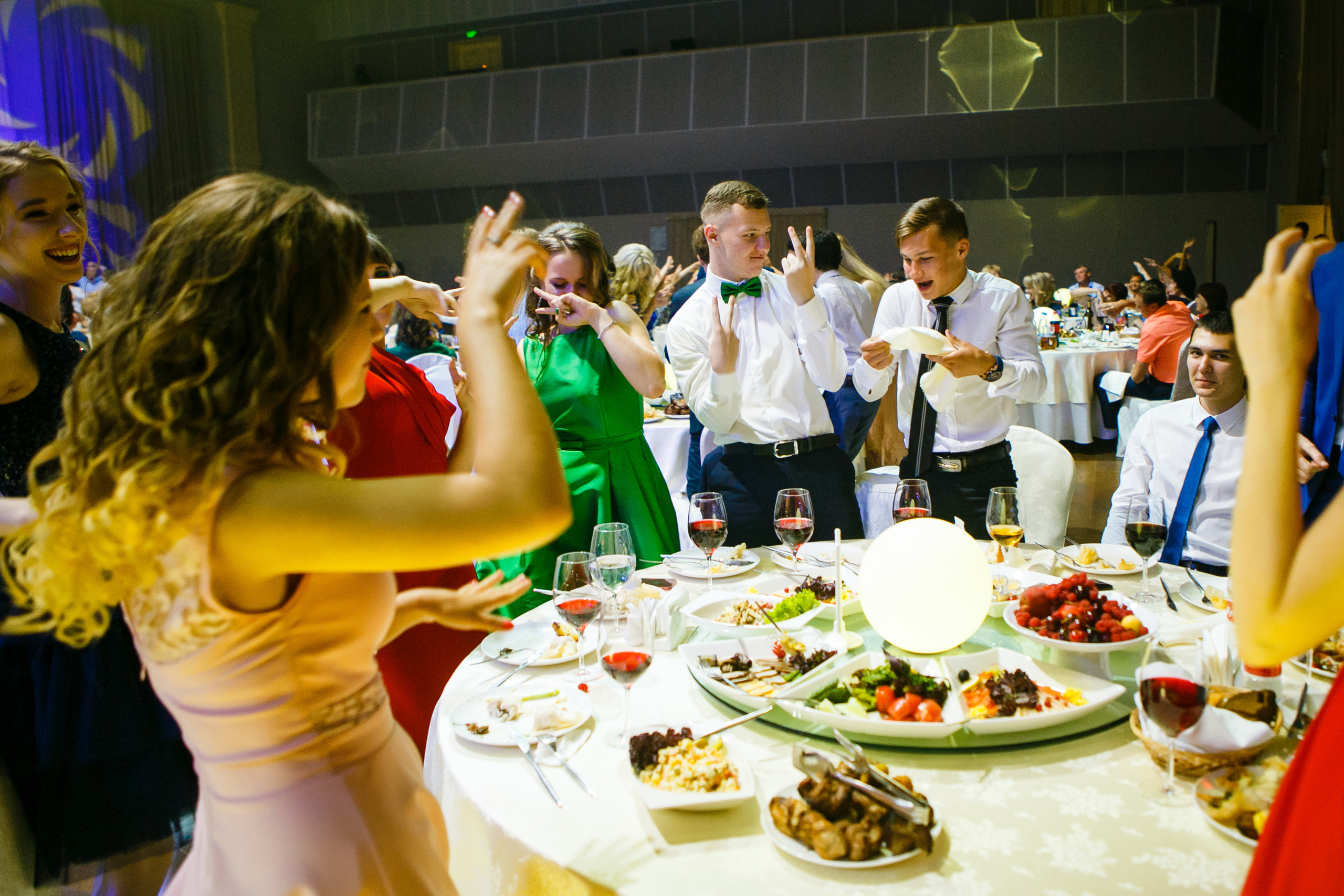 Выпускной. Школа 87. Галич Hall. Фотограф Андрей Баксов