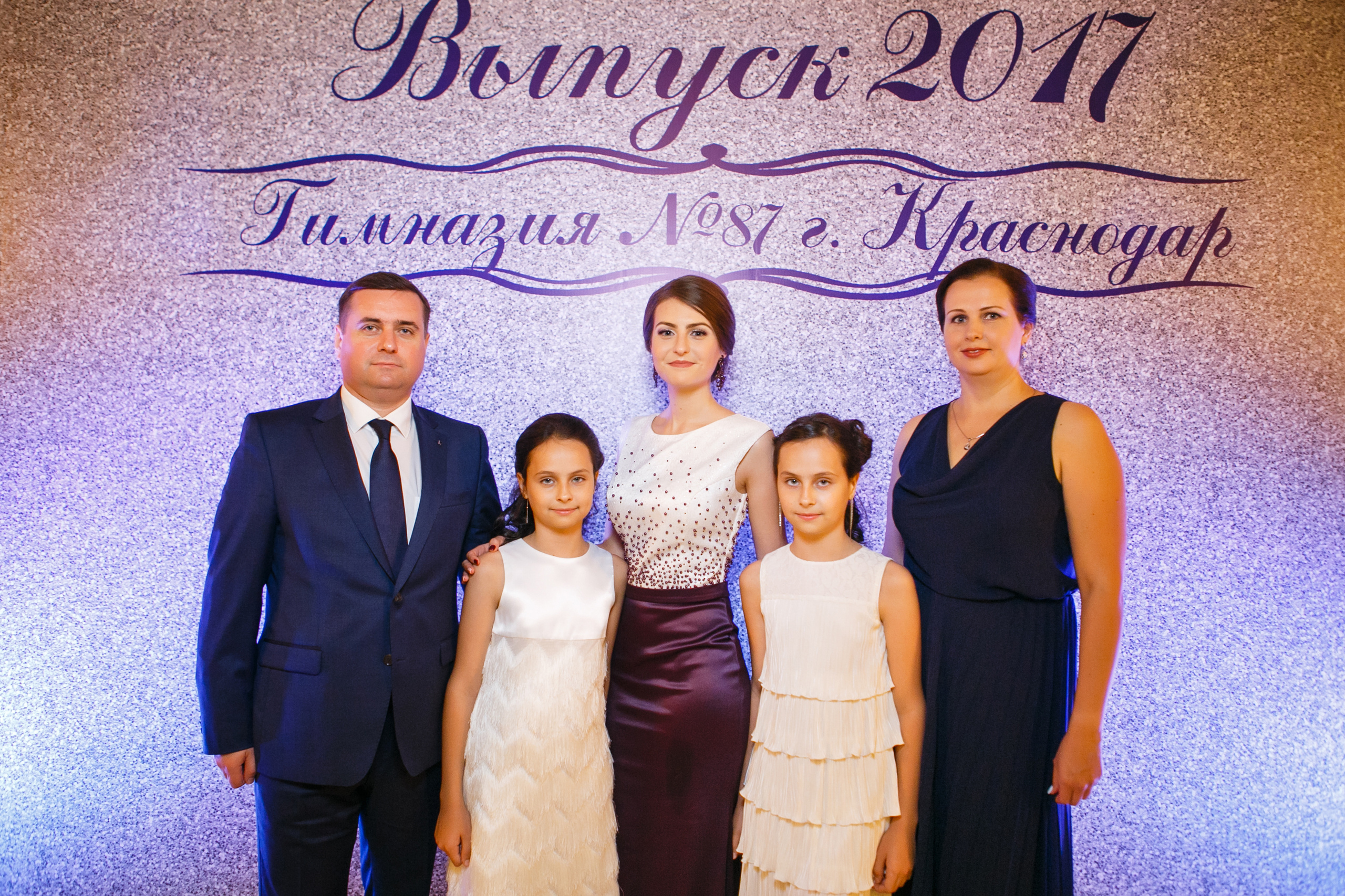 Выпускной. Школа 87. Галич Hall. Фотограф Андрей Баксов