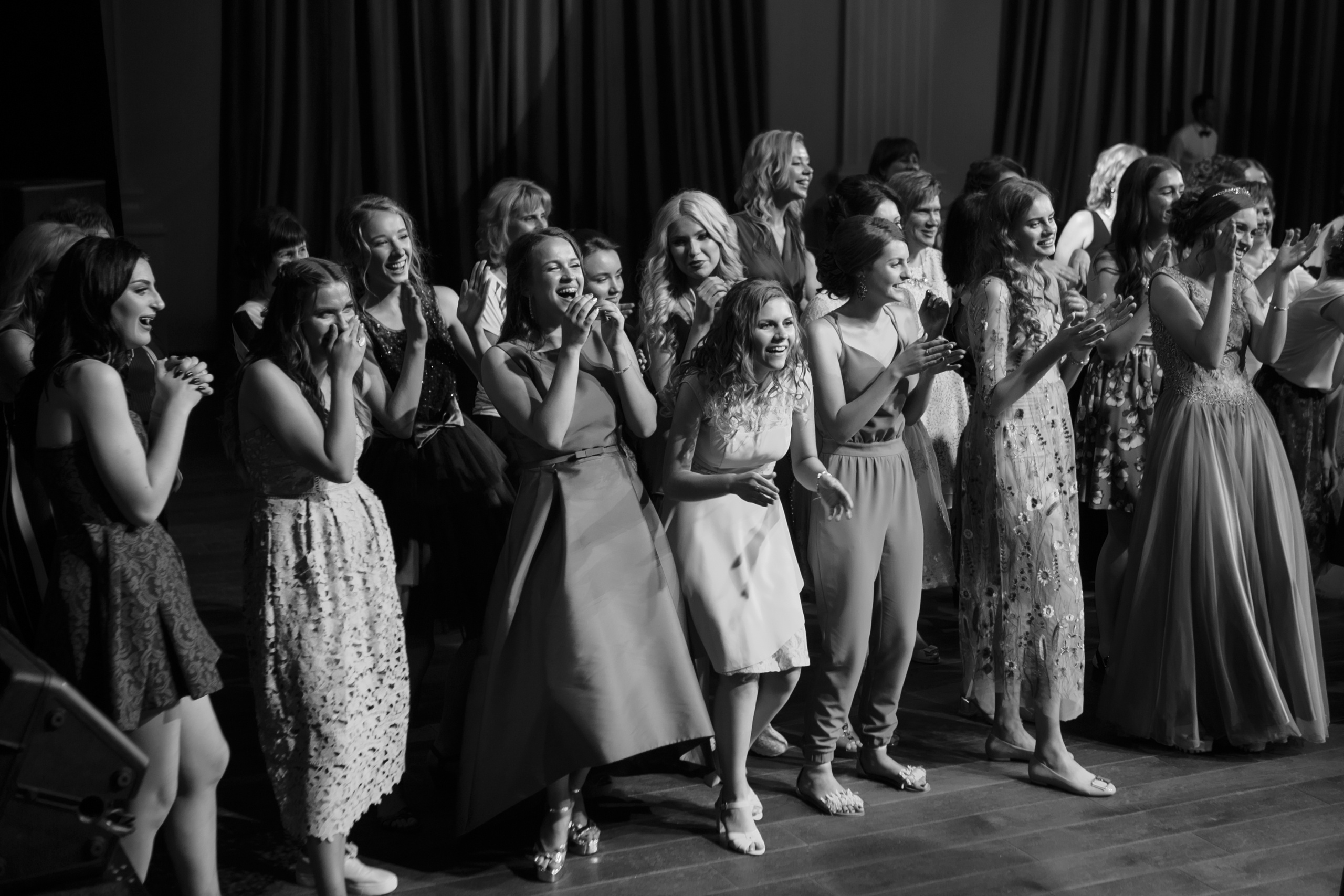 Выпускной. Школа 87. Галич Hall. Фотограф Андрей Баксов