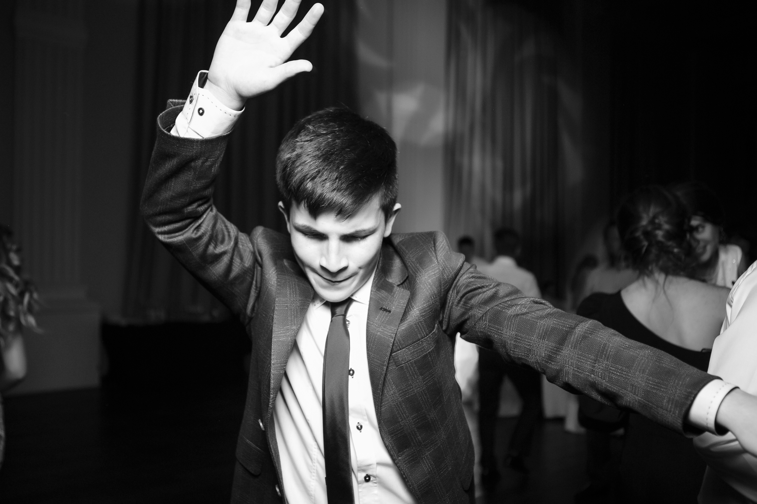 Выпускной. Школа 87. Галич Hall. Фотограф Андрей Баксов