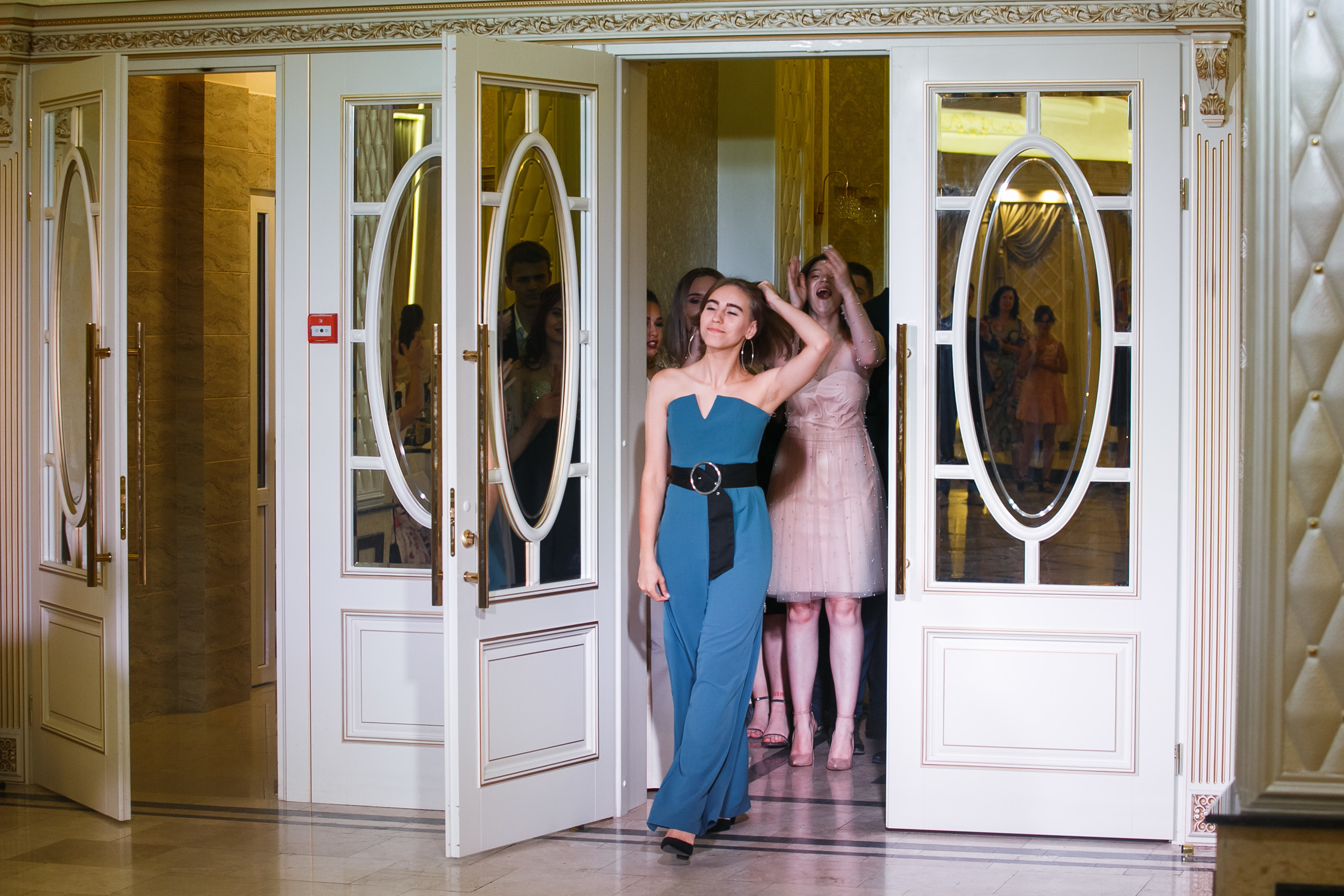 Выпускной. Гимназия 88. Ресторан Чехов. Фотограф Андрей Баксов