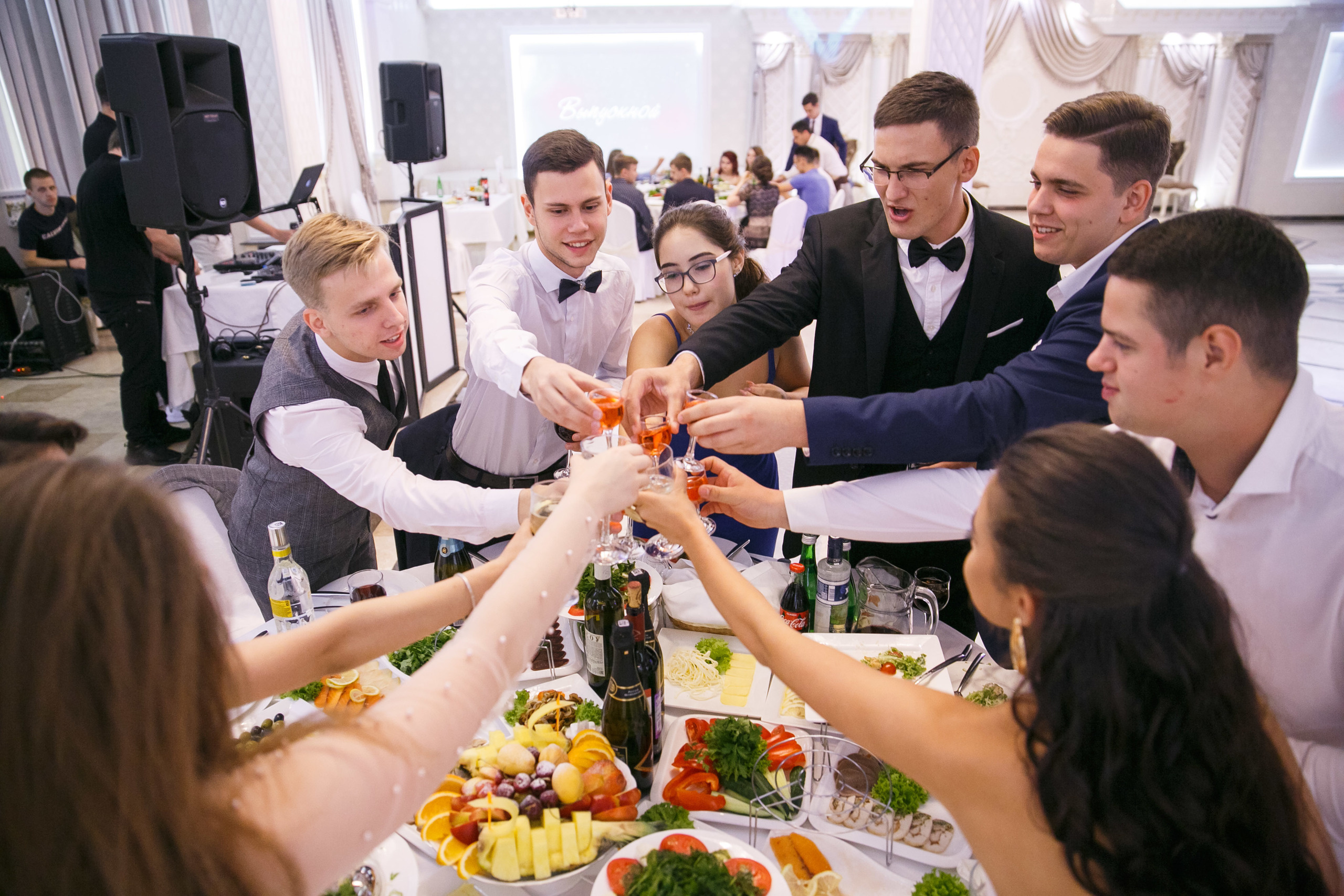 Выпускной. Гимназия 88. Ресторан Чехов. Фотограф Андрей Баксов