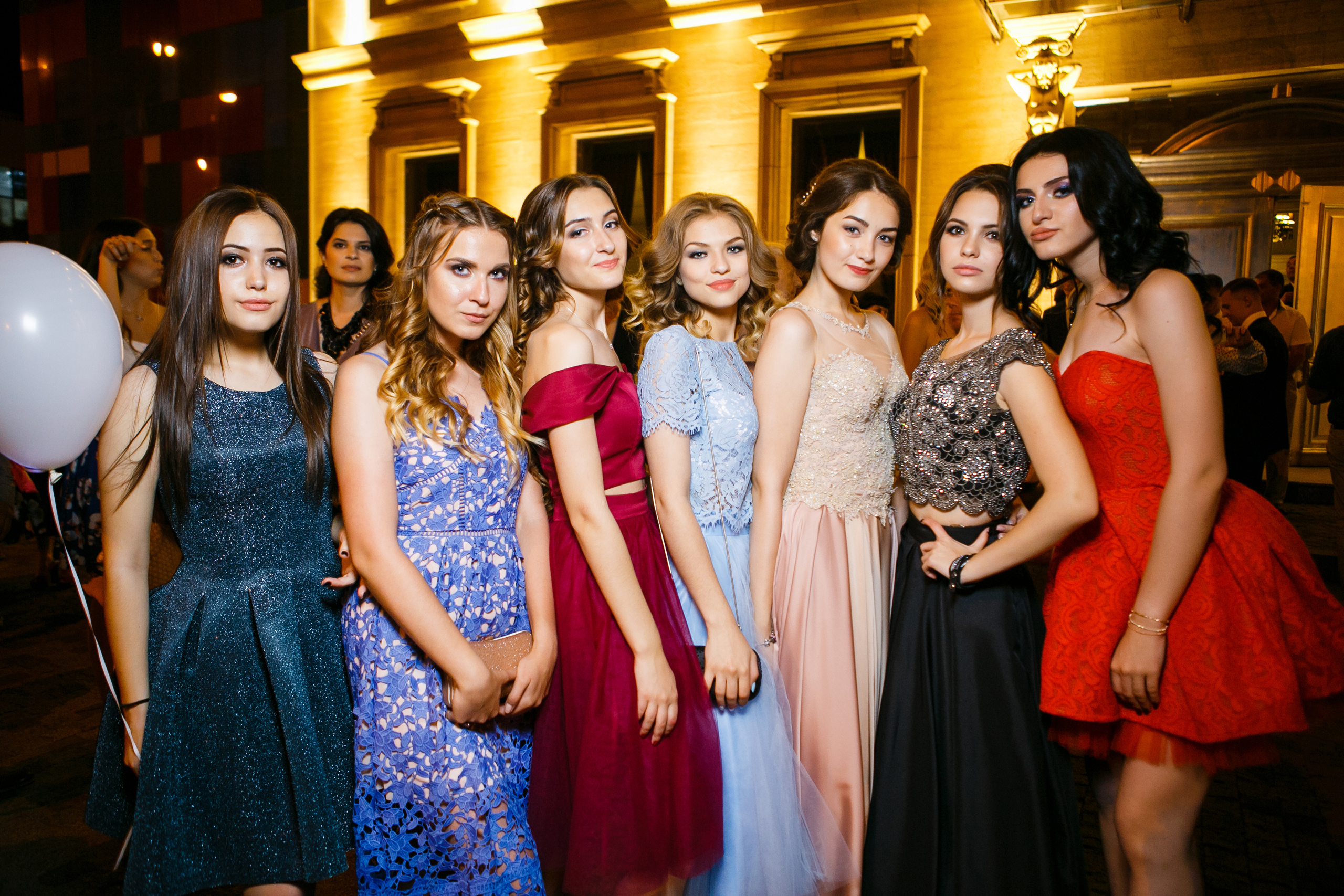 Выпускной. Школа 87. Галич Hall. Фотограф Андрей Баксов