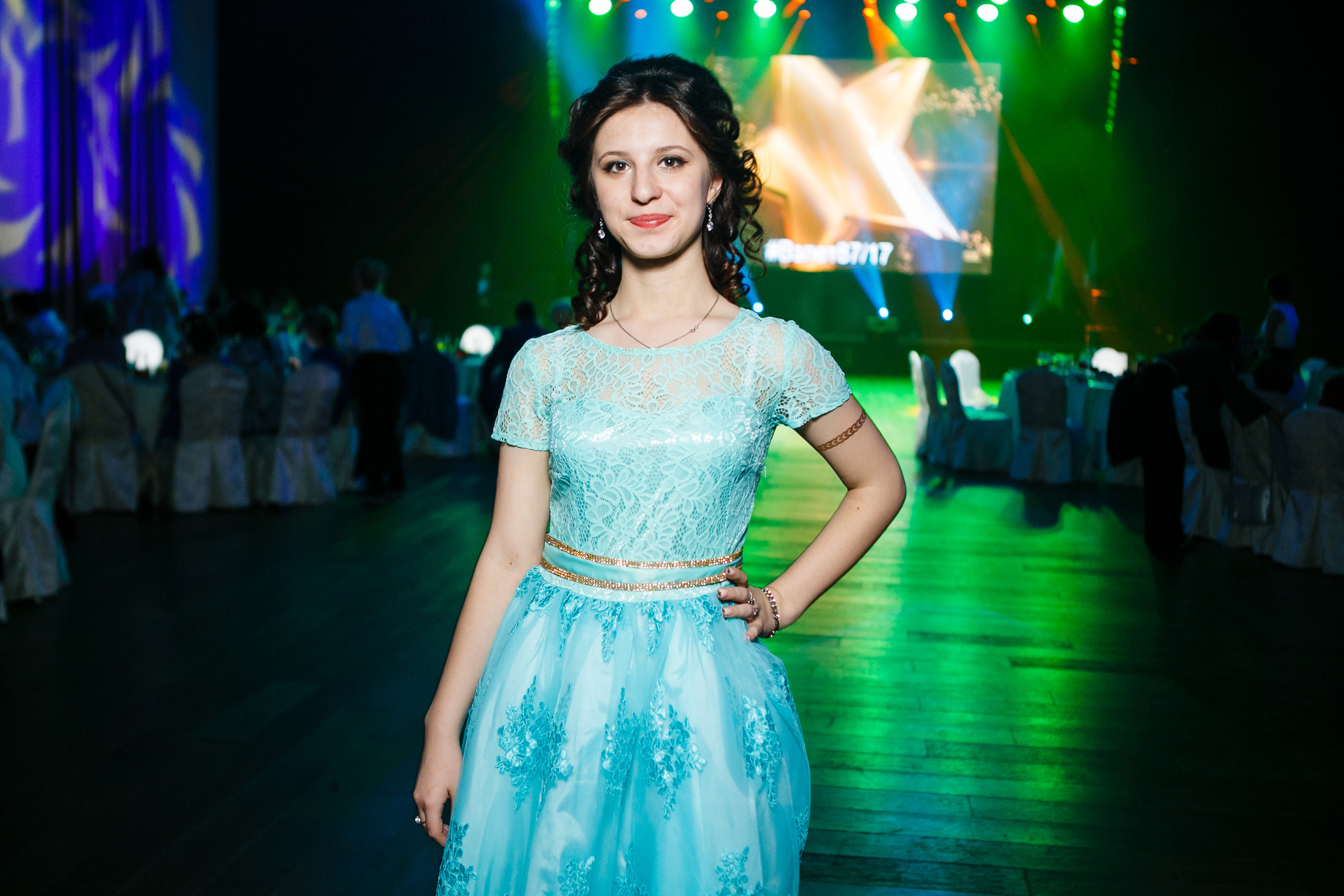 Выпускной. Школа 87. Галич Hall. Фотограф Андрей Баксов