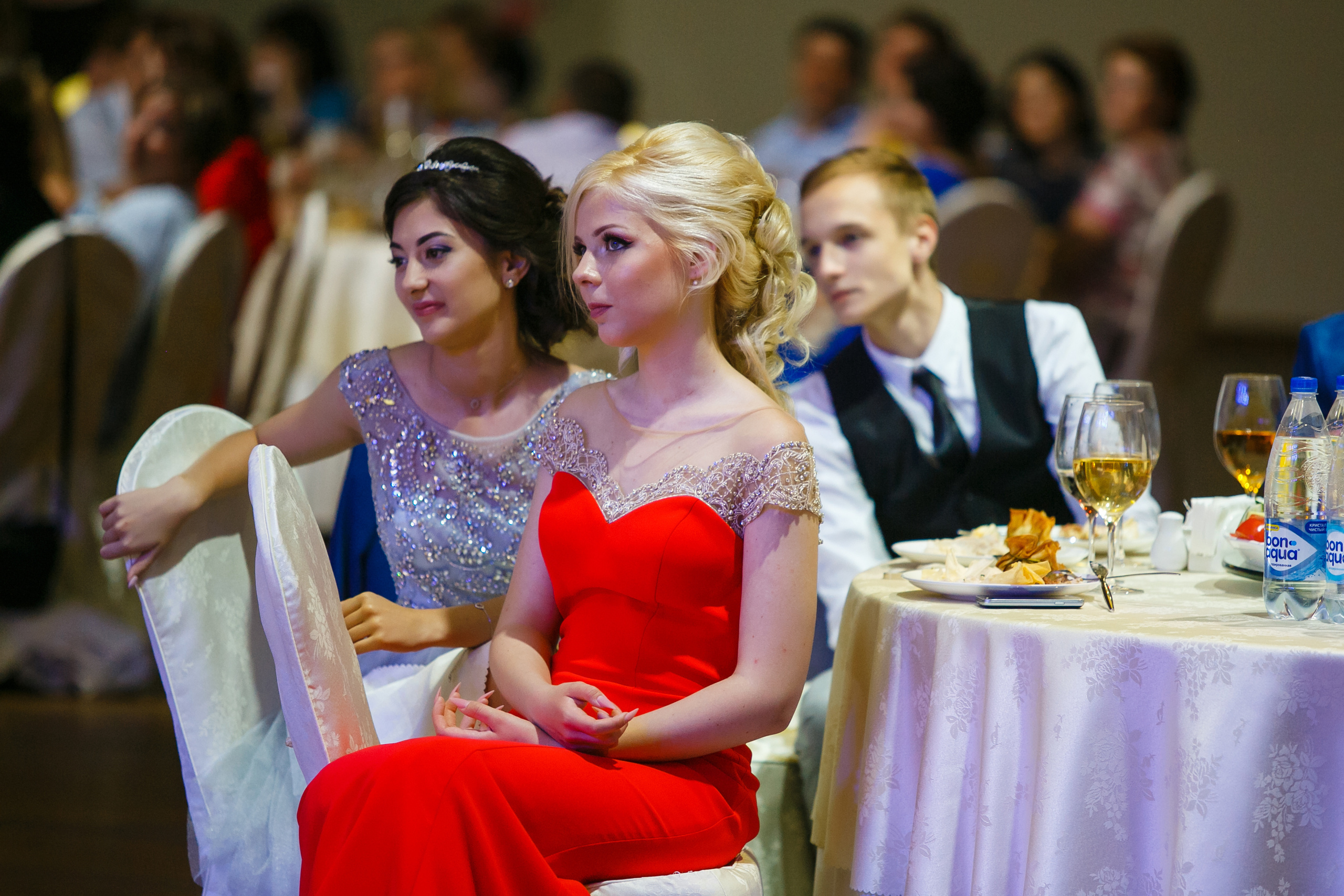 Выпускной. Школа 87. Галич Hall. Фотограф Андрей Баксов