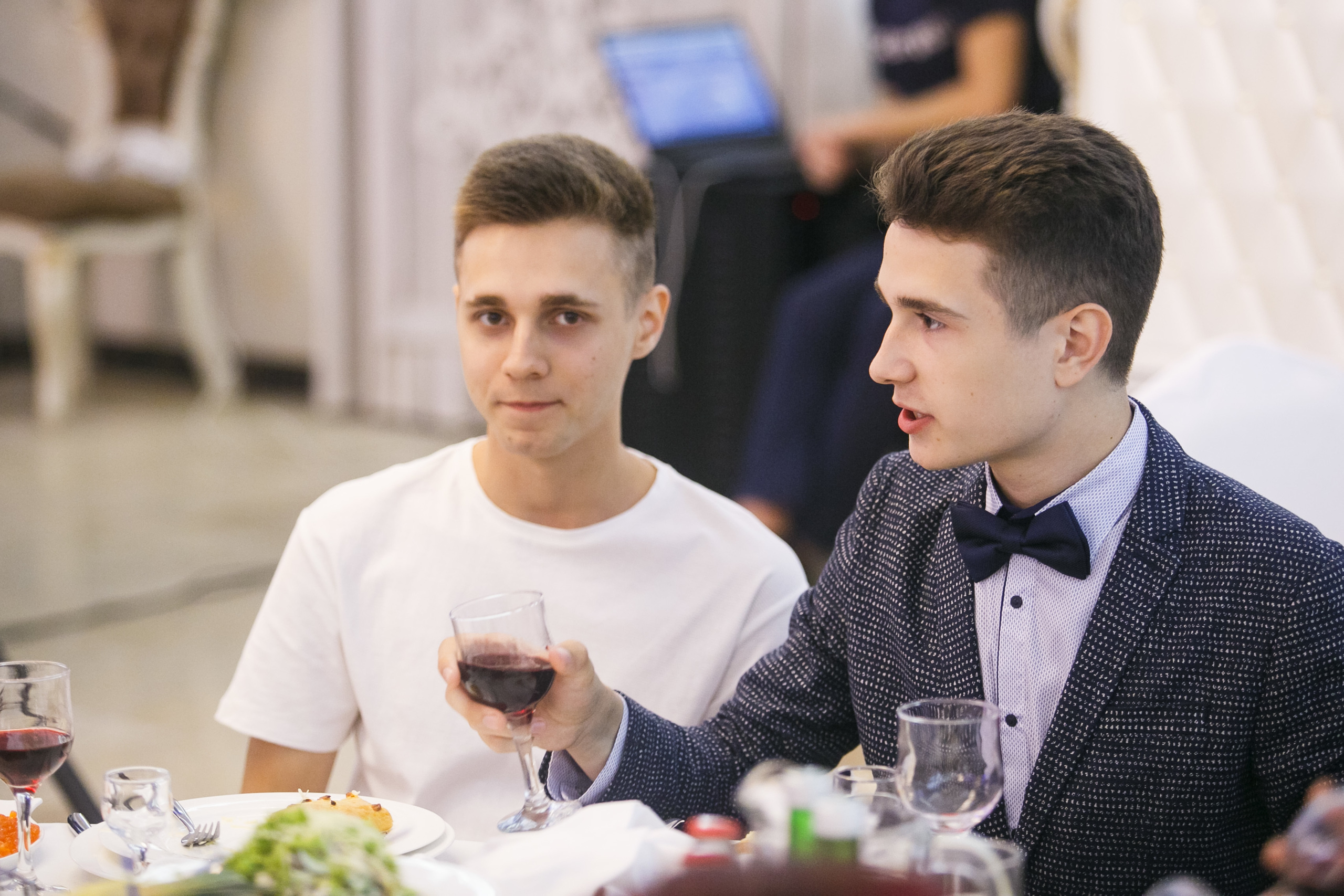 Выпускной. Гимназия 88. Ресторан Чехов. Фотограф Андрей Баксов