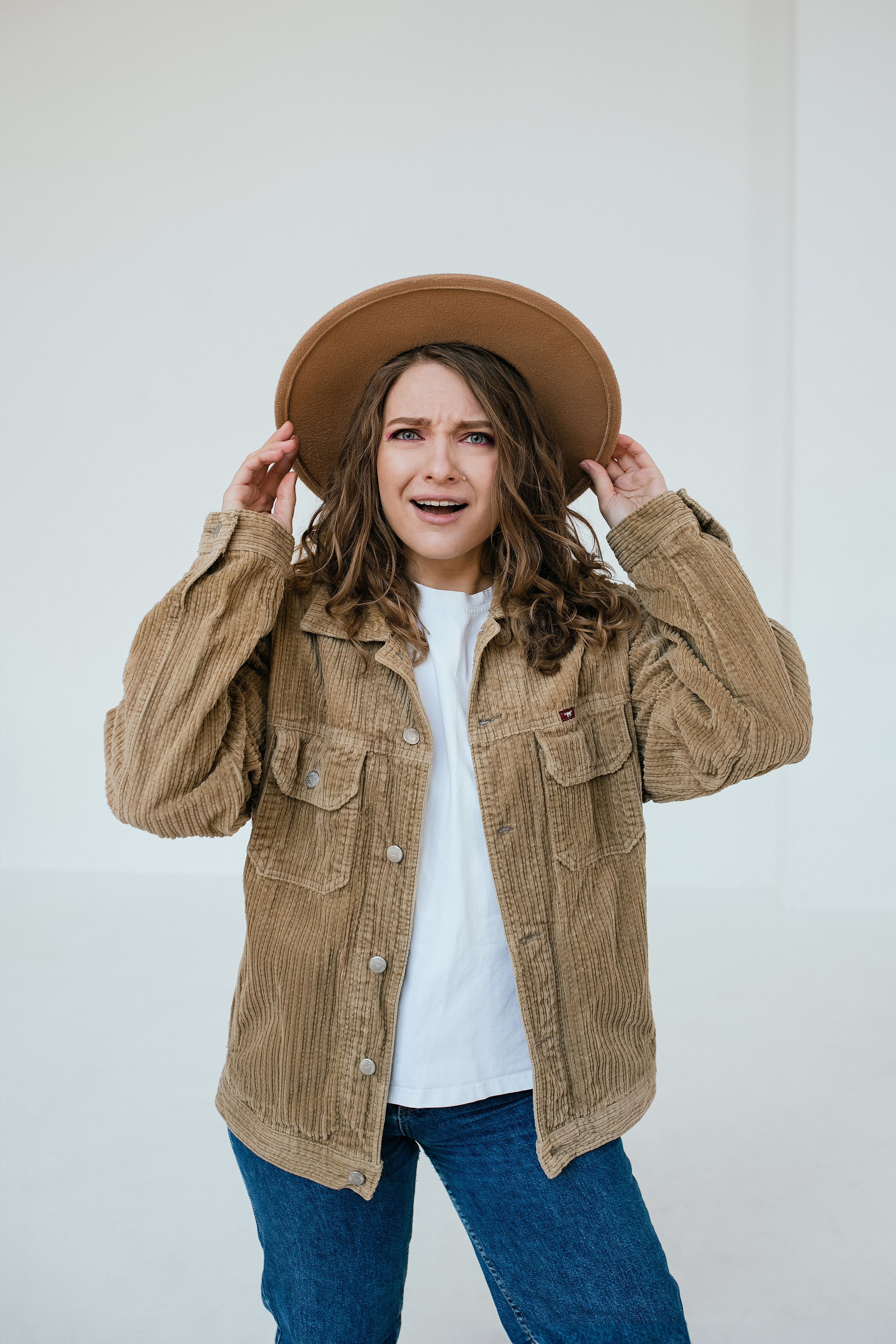 Для канала с подкастами. Свадебный, семейный фотограф в Рязани Лена Брант